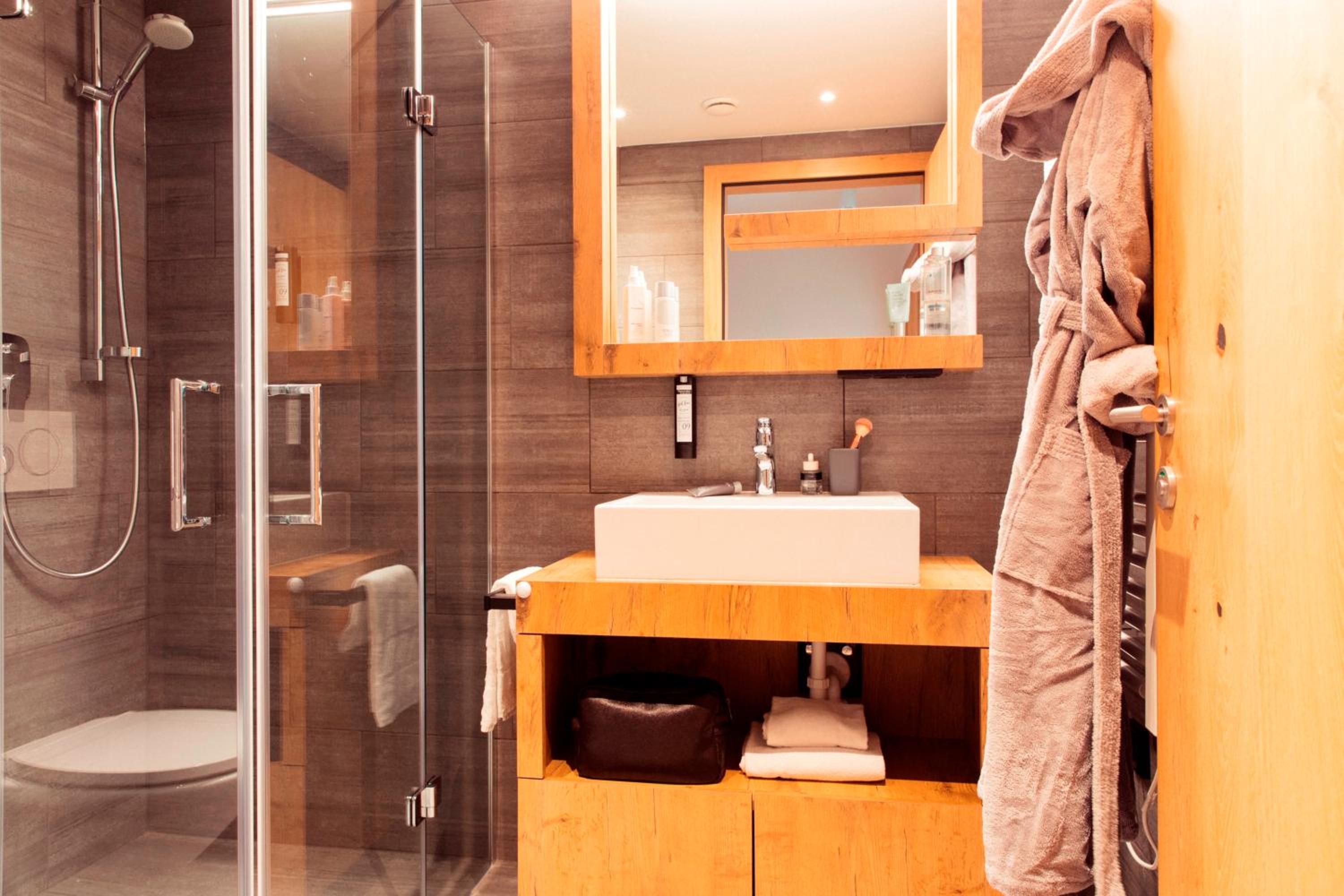 Premium Apartment (1 Bedroom) with Balcony and Terrace