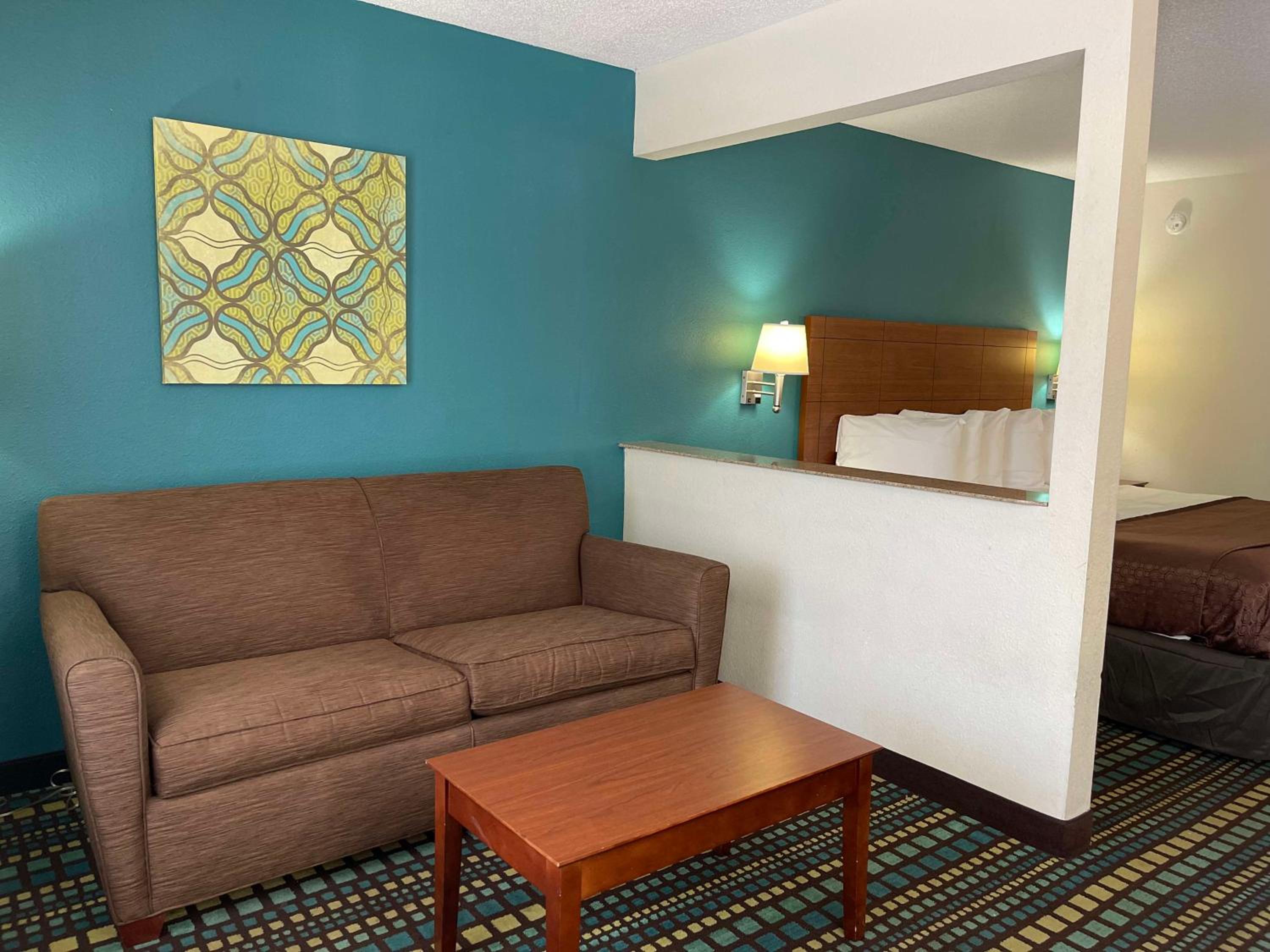 King Suite with Sofa Bed - Non-Smoking