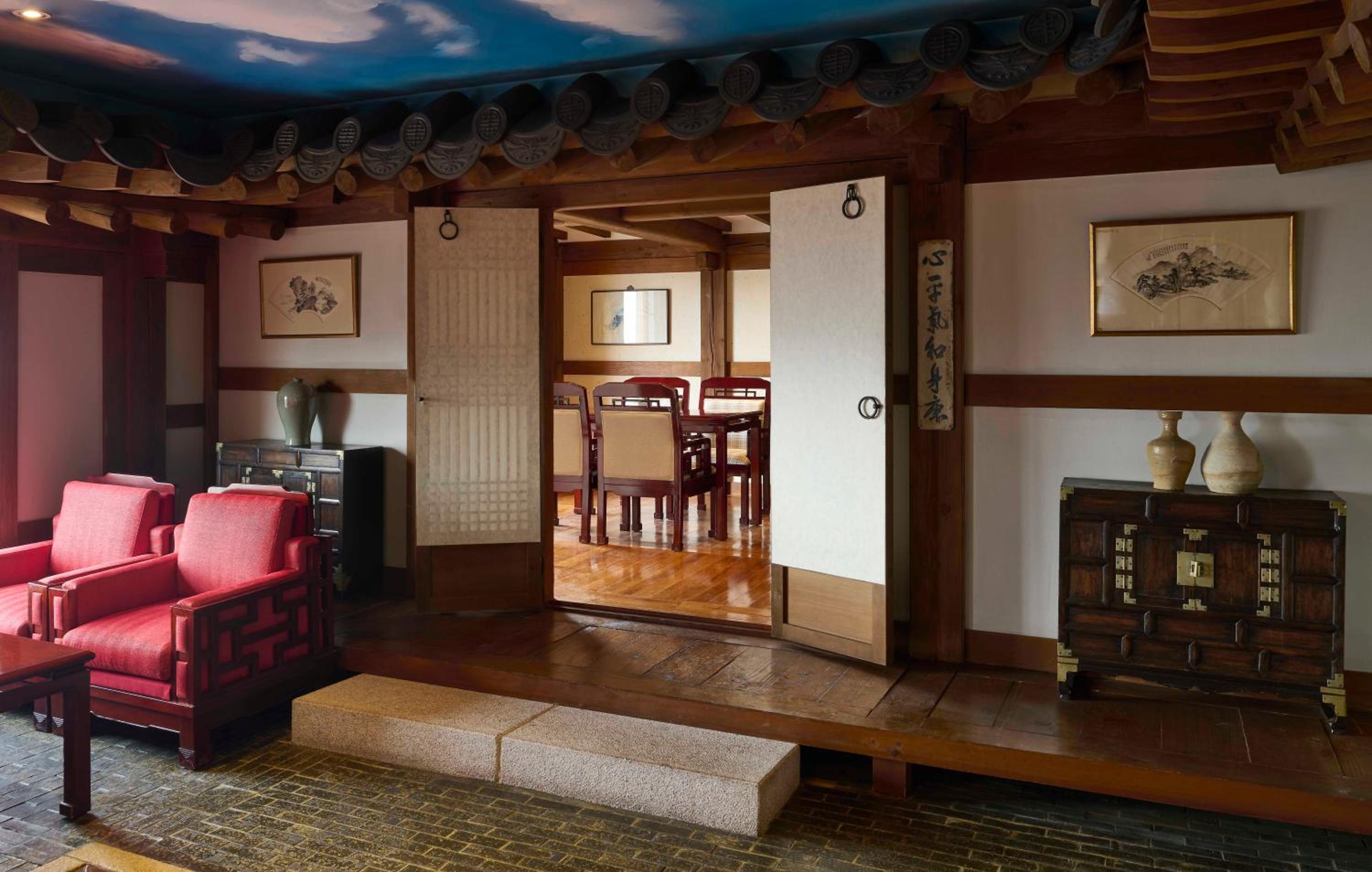 Executive Deluxe Twin - Club Lounge Access