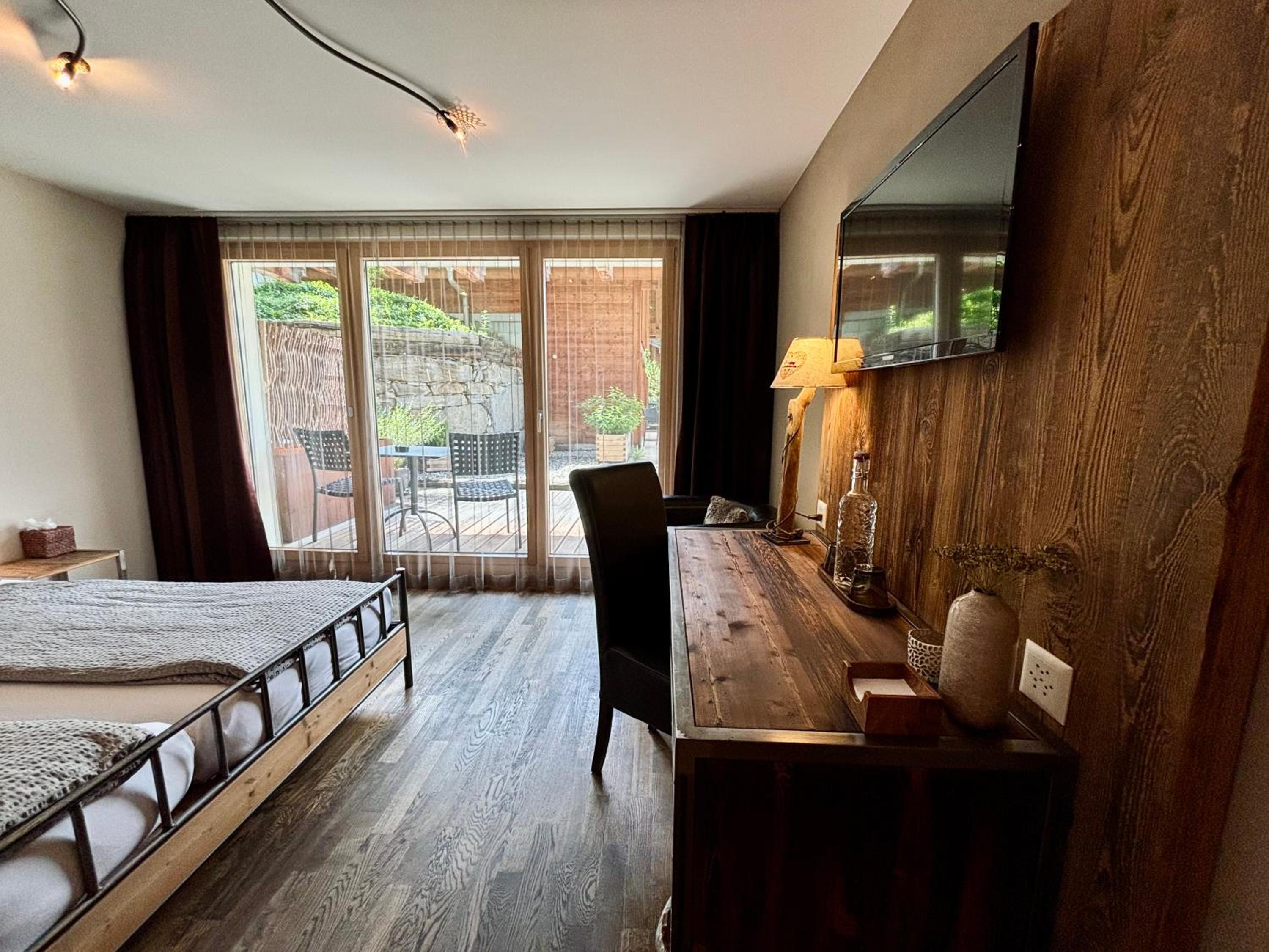 Boutique Double Room with Matterhorn View