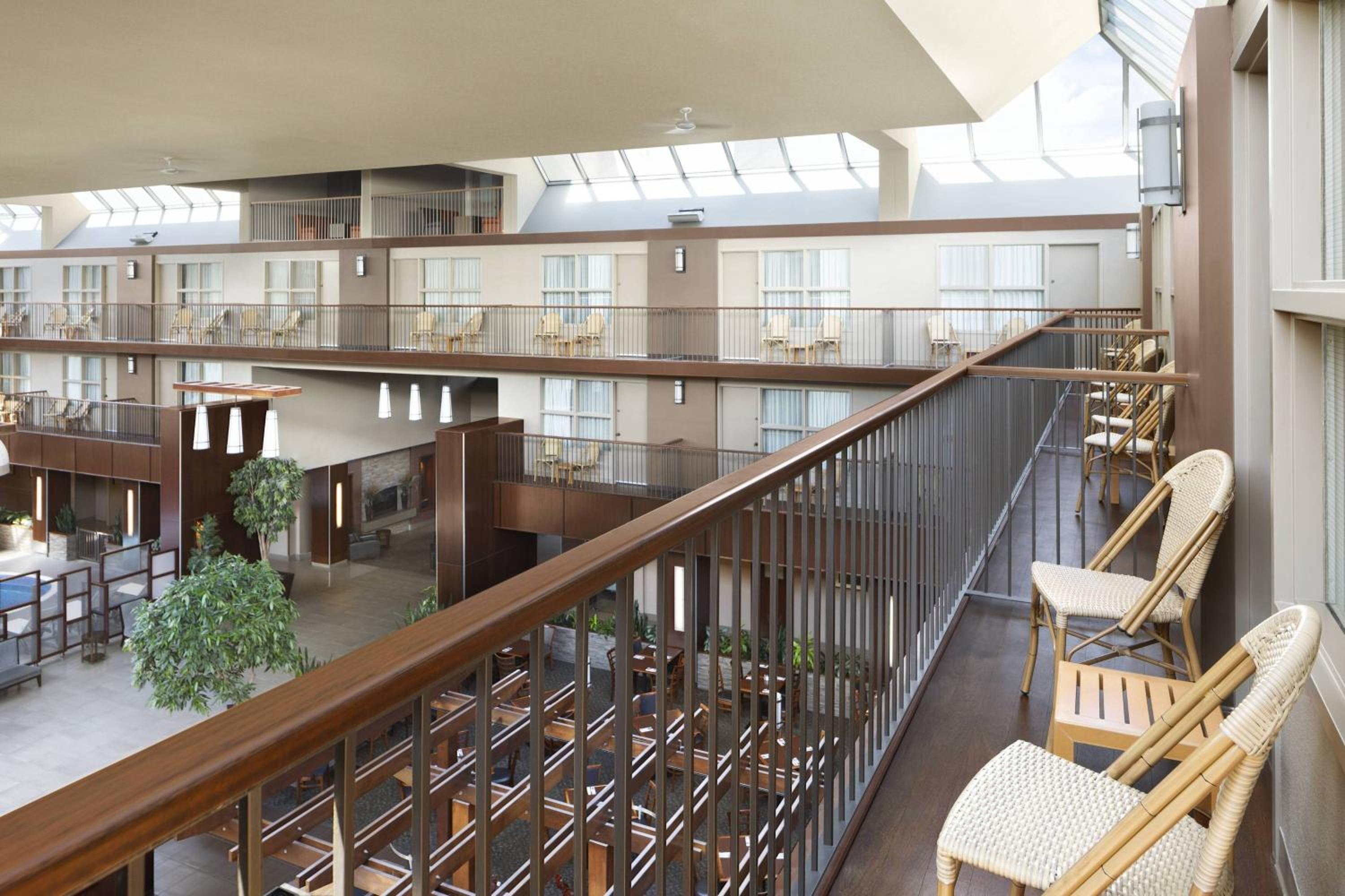 Club Jacuzzi Suite, Club lounge access, 2 Bedroom Suite