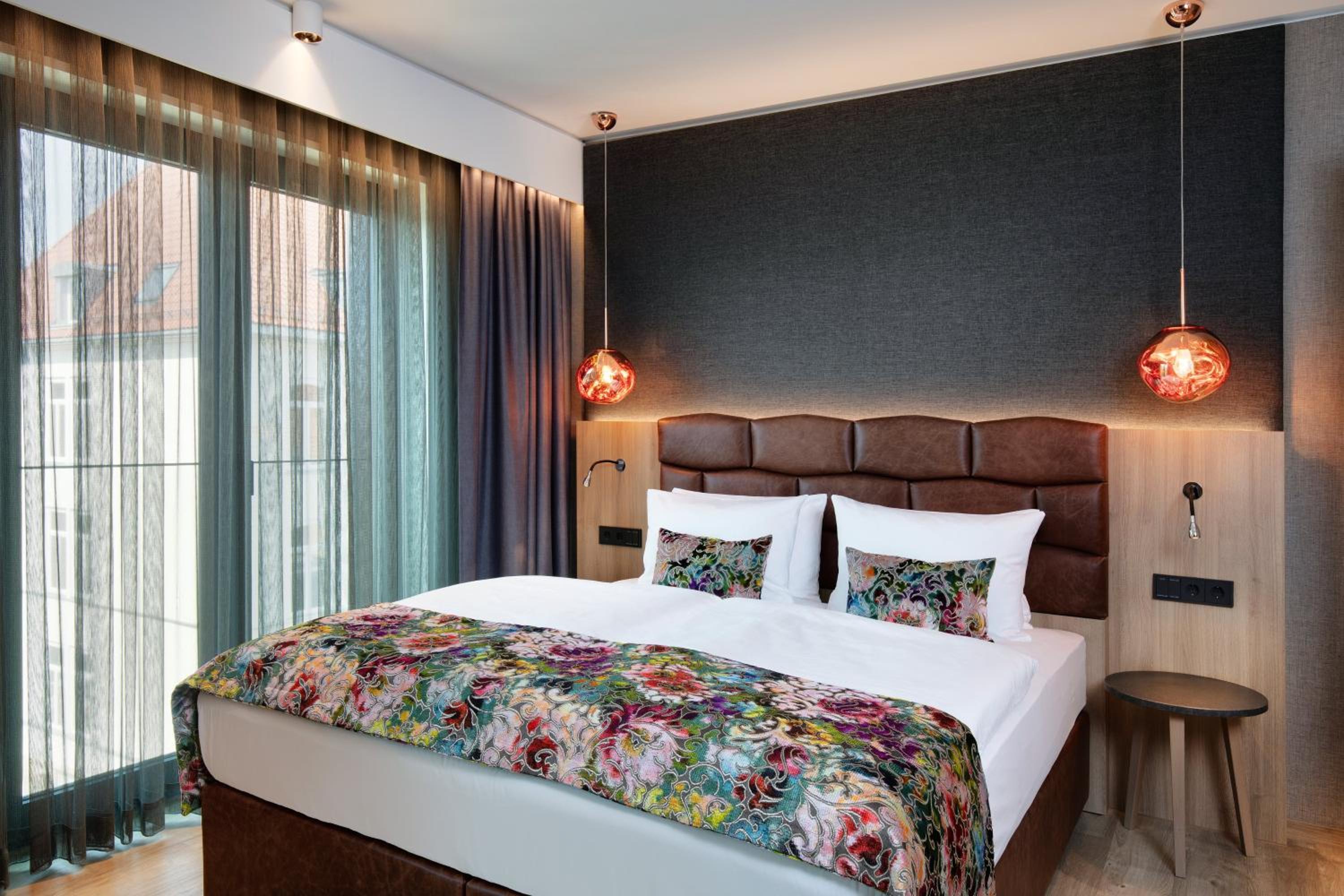 Premium King Room