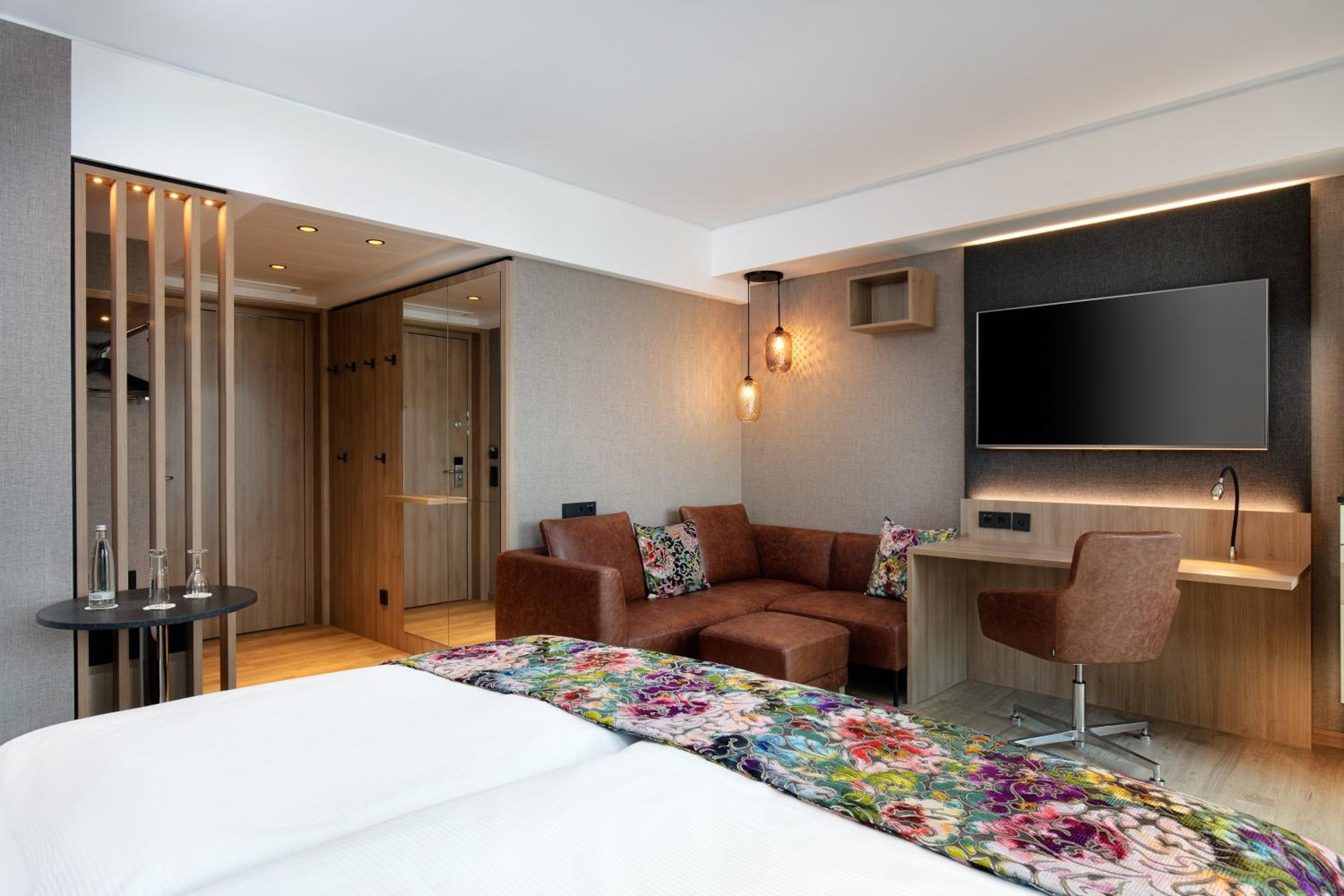 Premium King Room