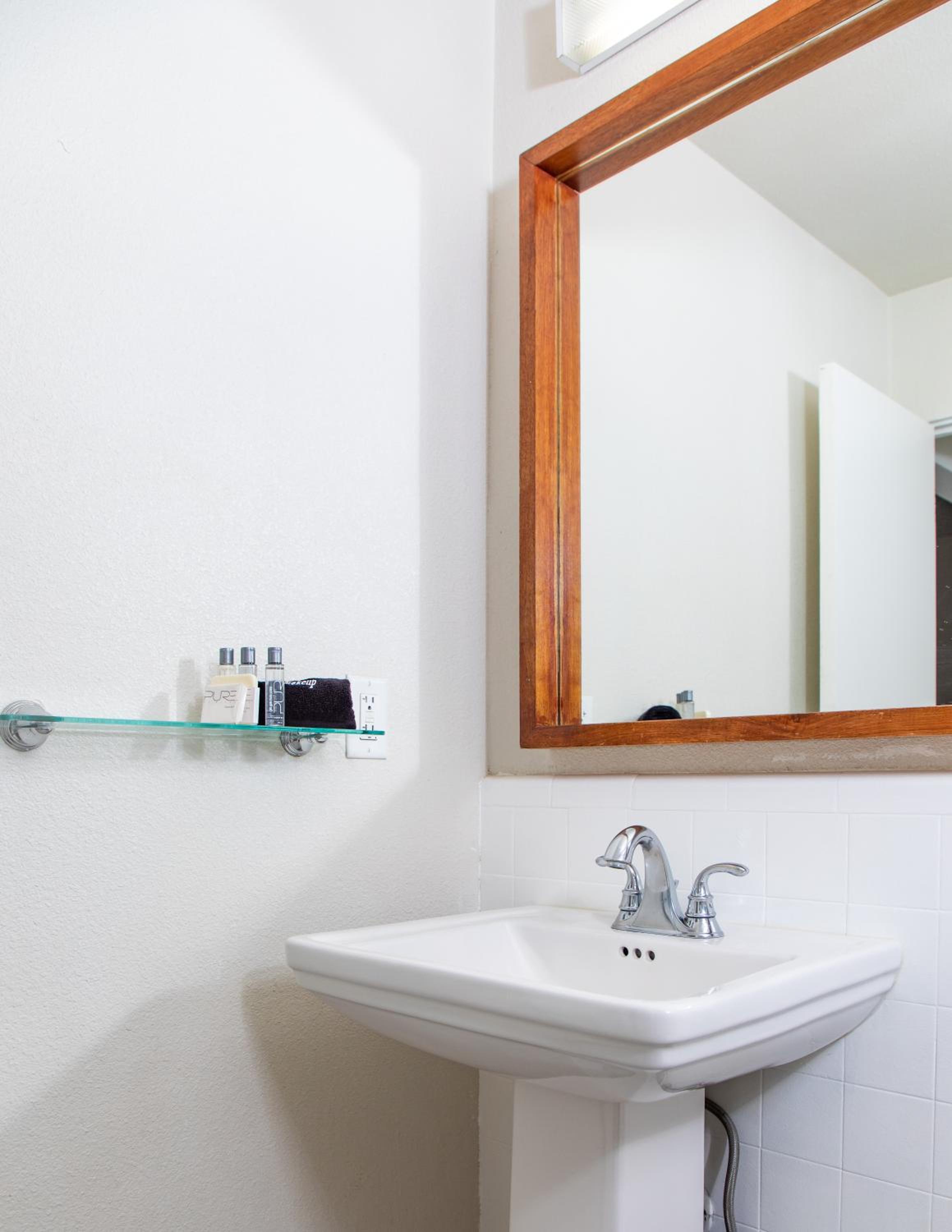 Vintage Modern Double Queen