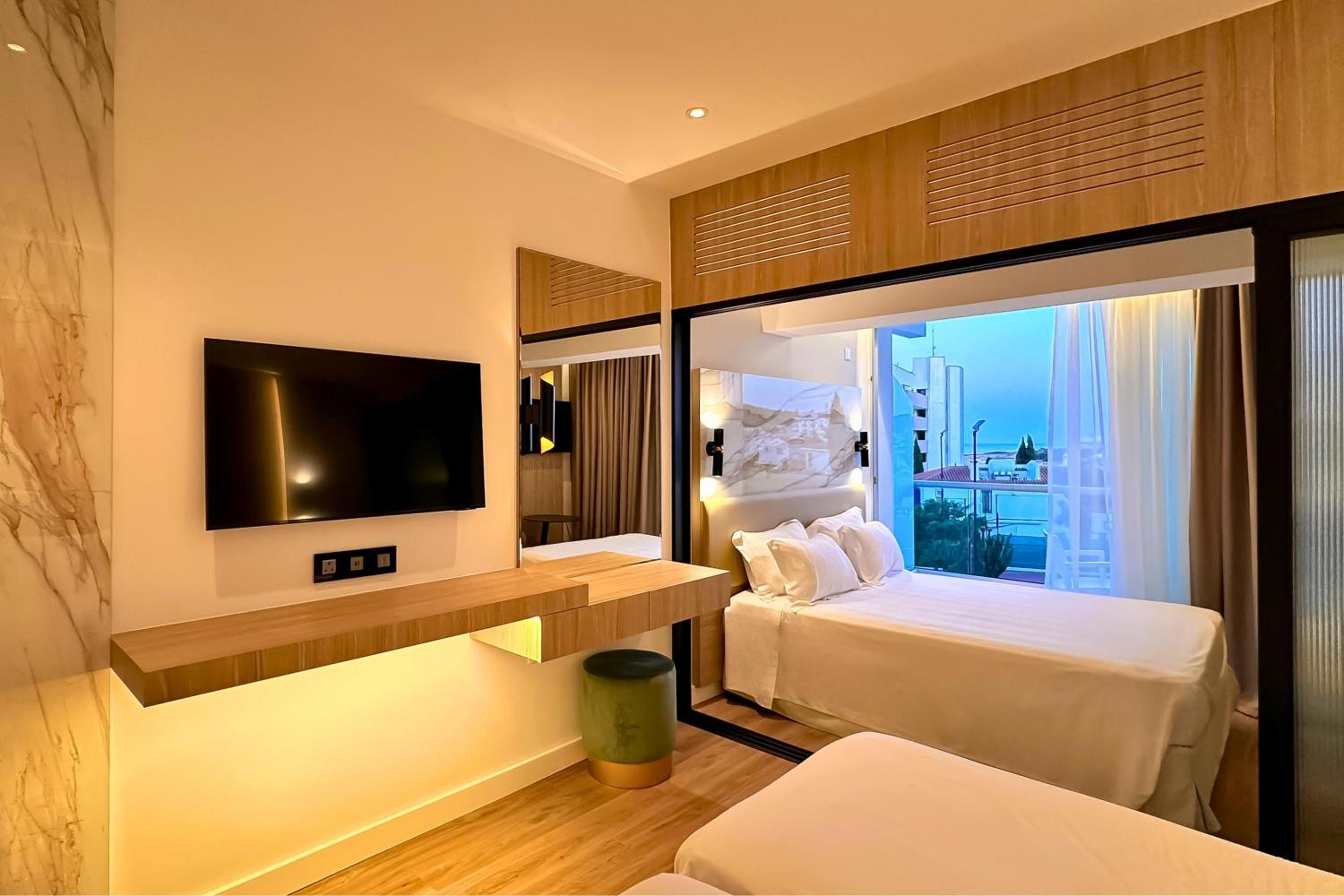 Superior Family Room with Side Sea View