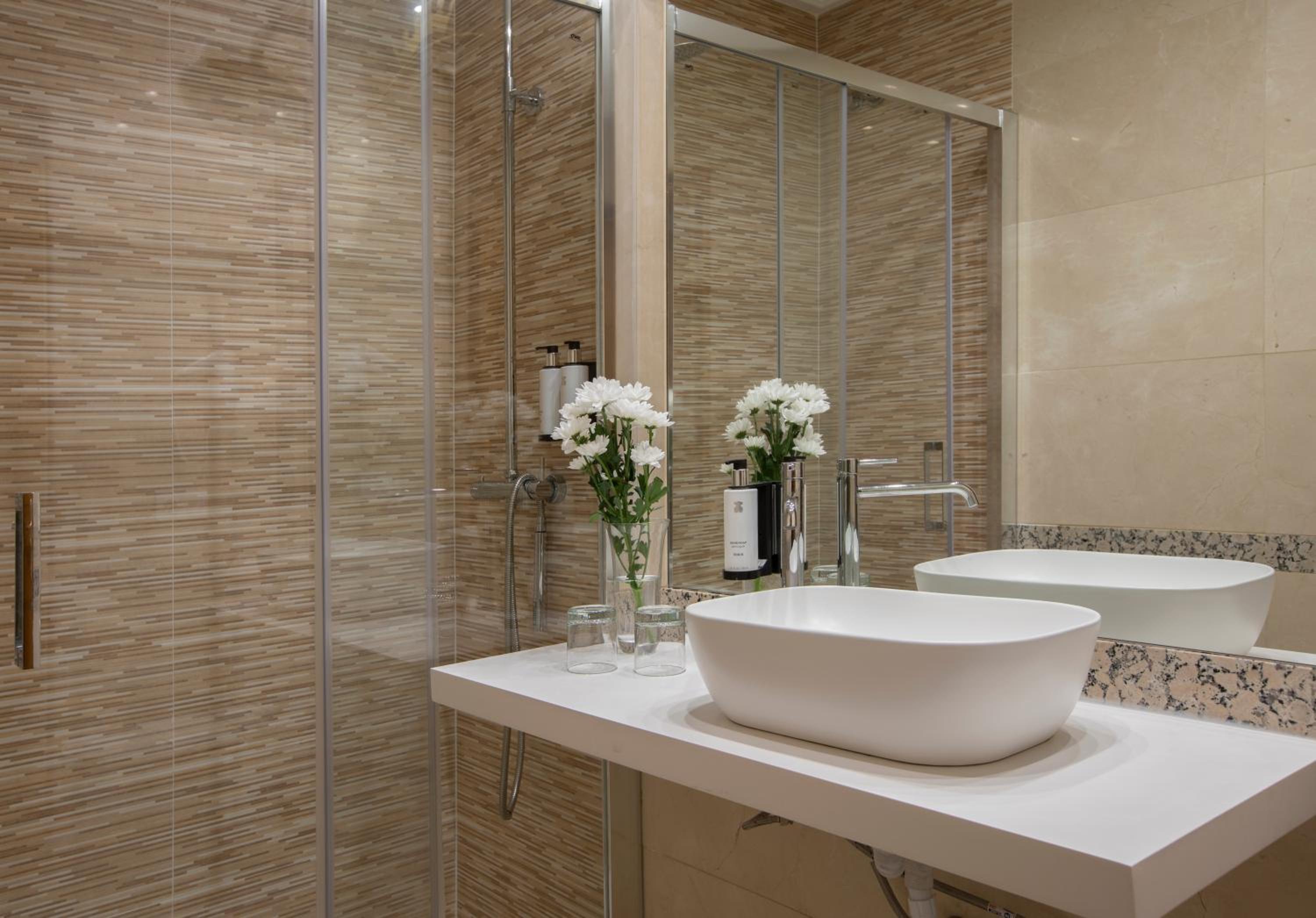 Double Room Comfort Exterior