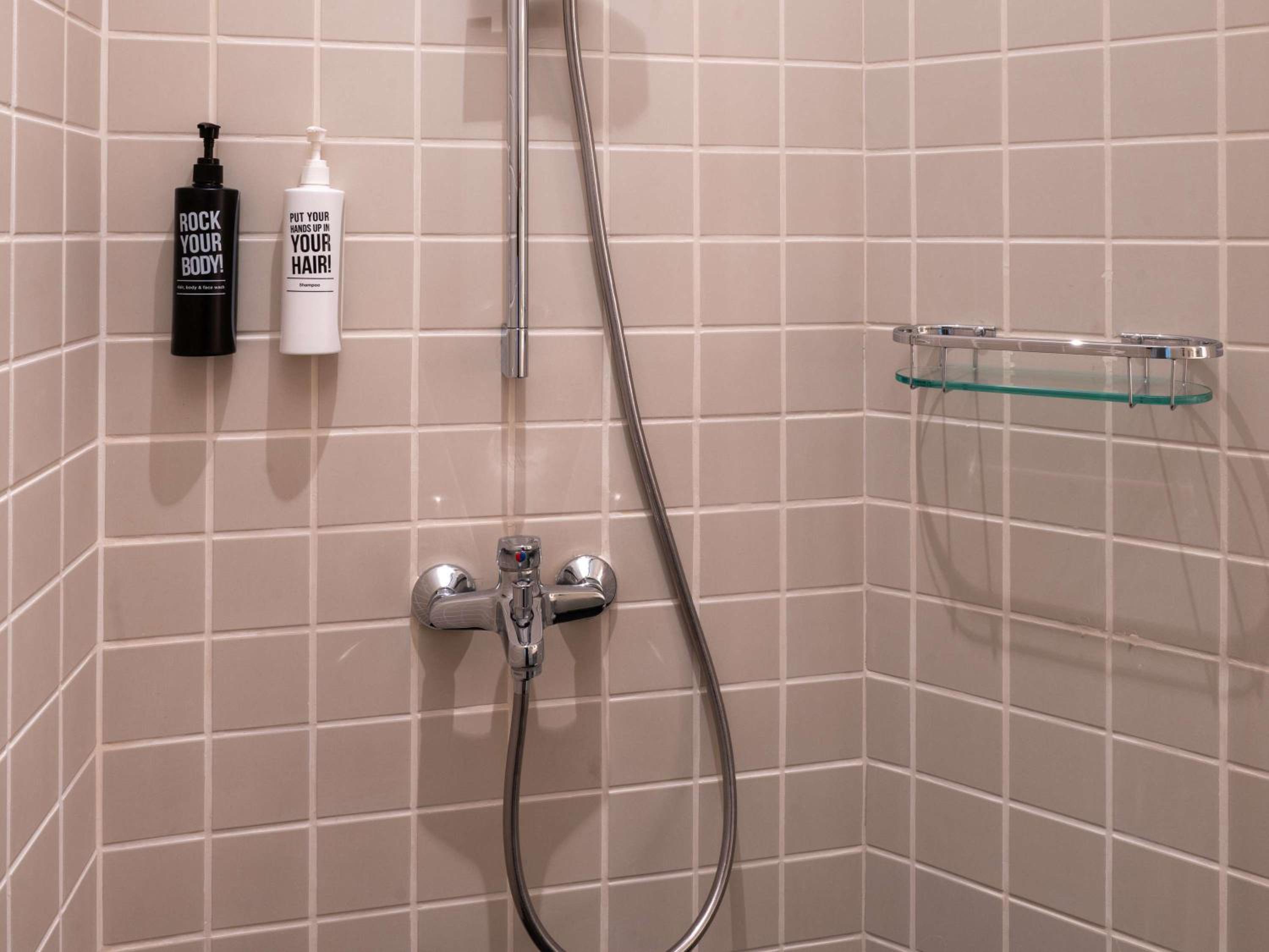 Superior Room - King Bed