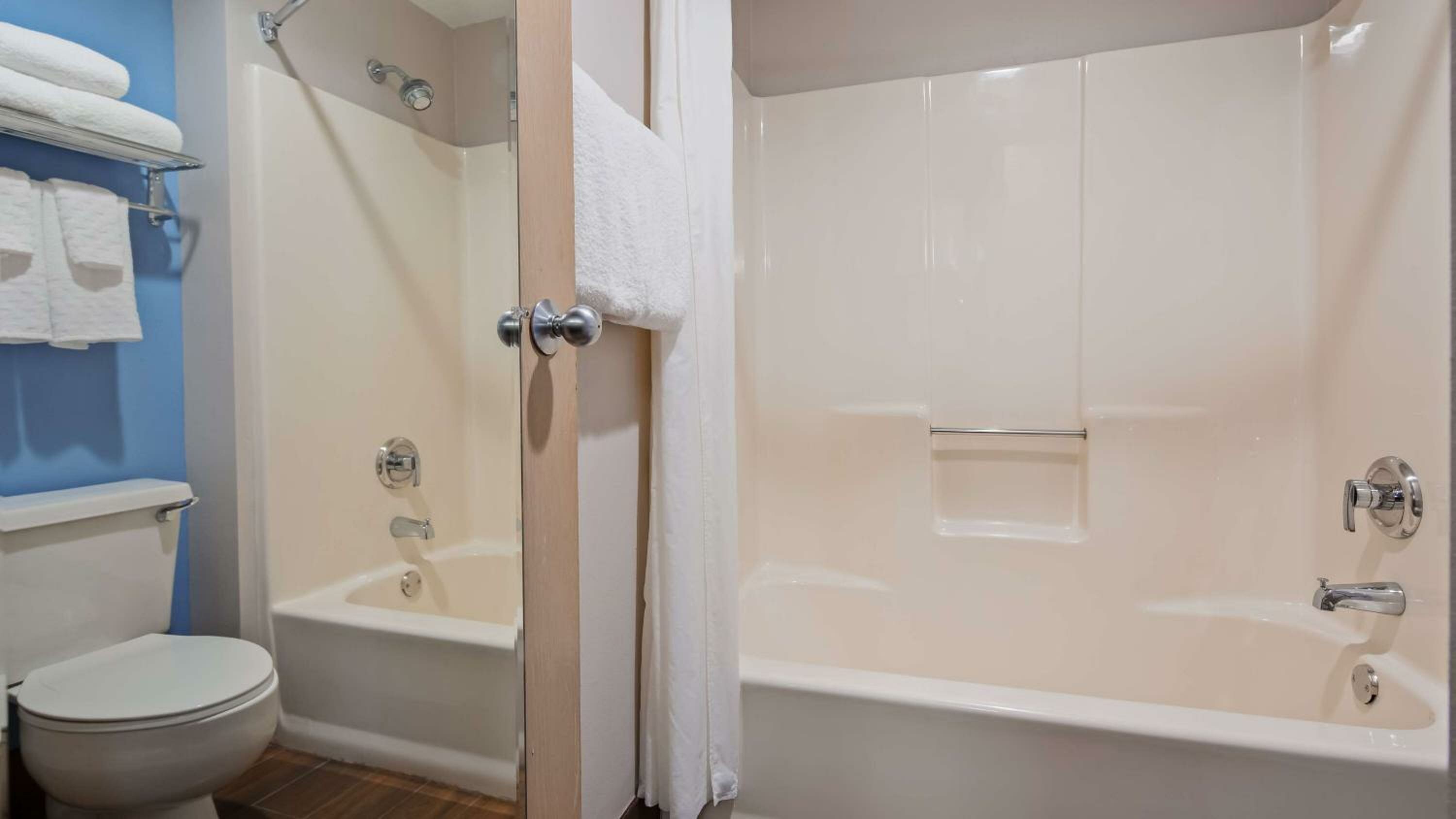 Double Room with Two Double Beds