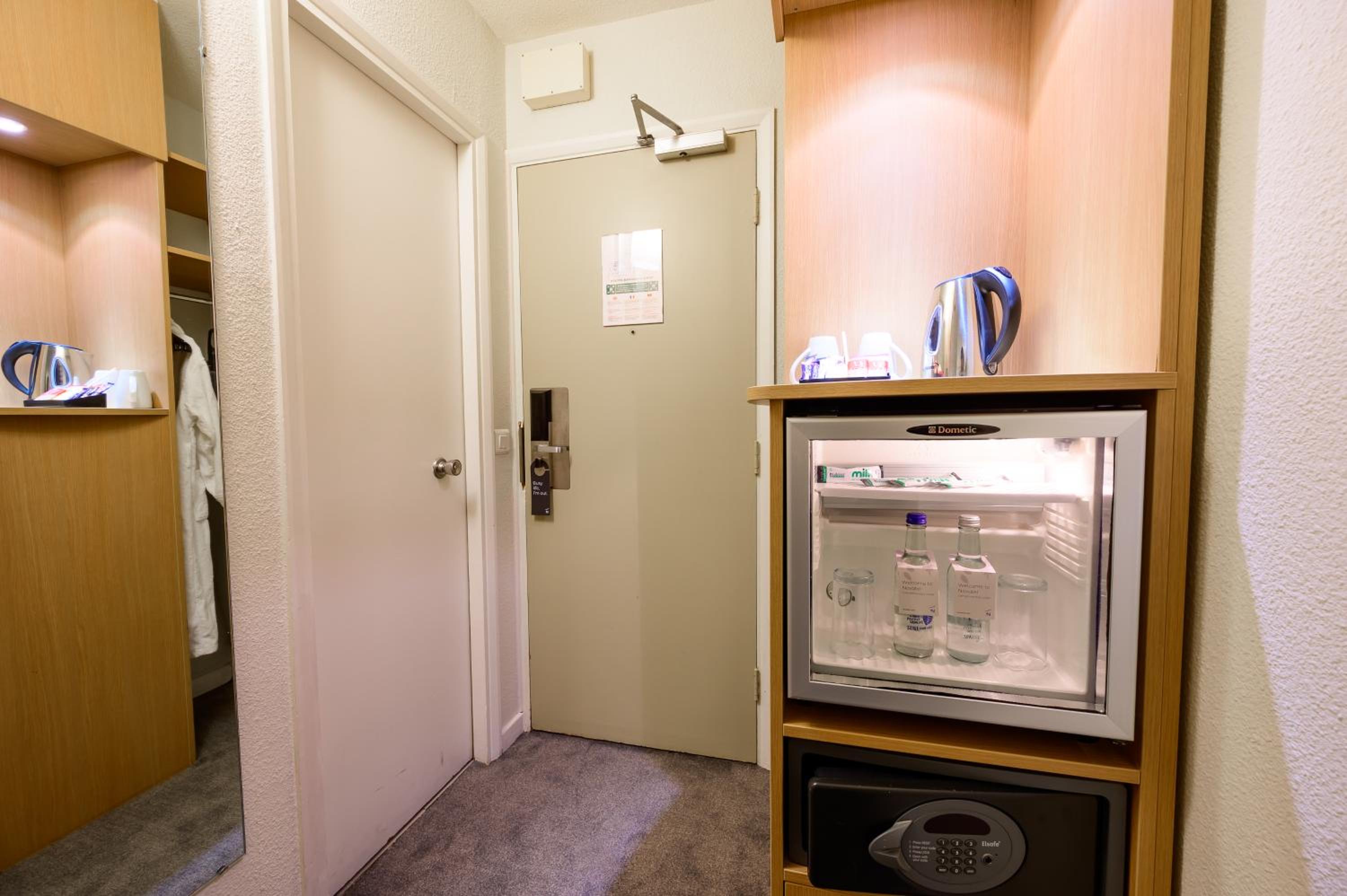 Superior Room with One Double Bed and One Sofa Bed