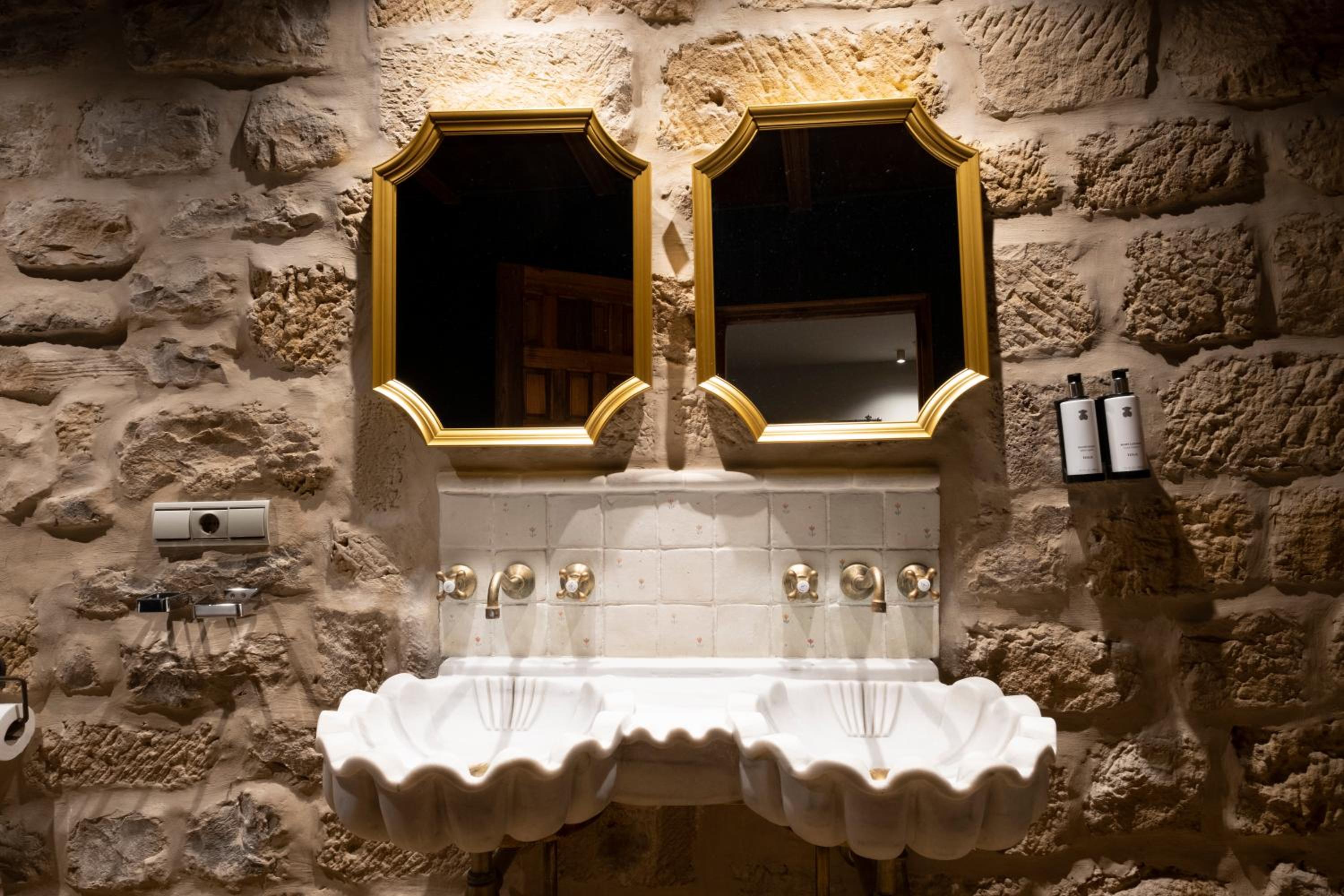 Exterior Double or Twin Room