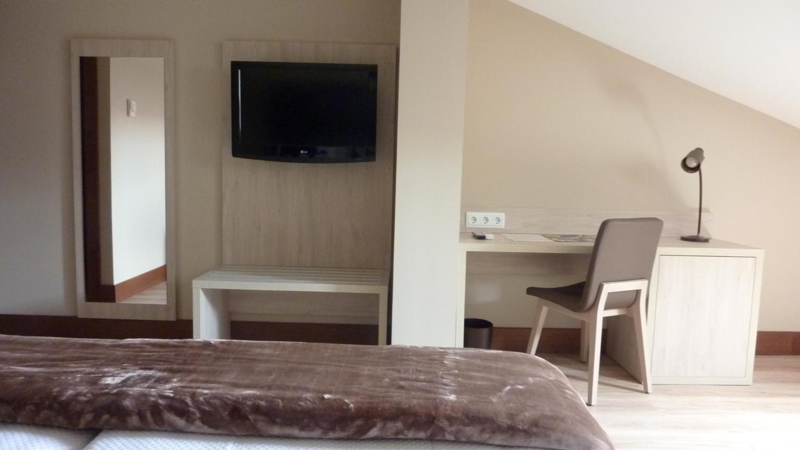 Habitación Doble Abuhardillada - 2 camas