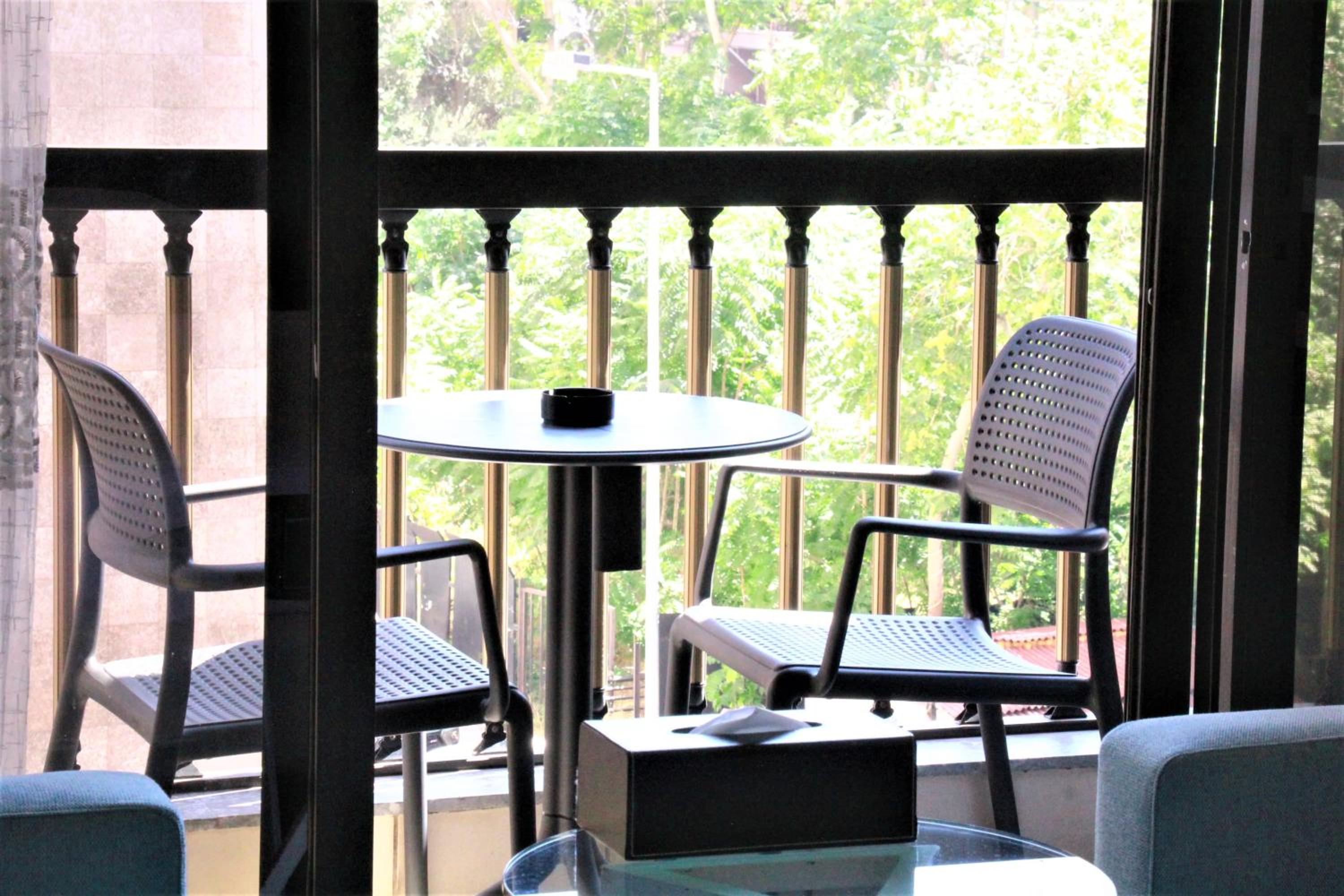 Deluxe King Room with Balcony