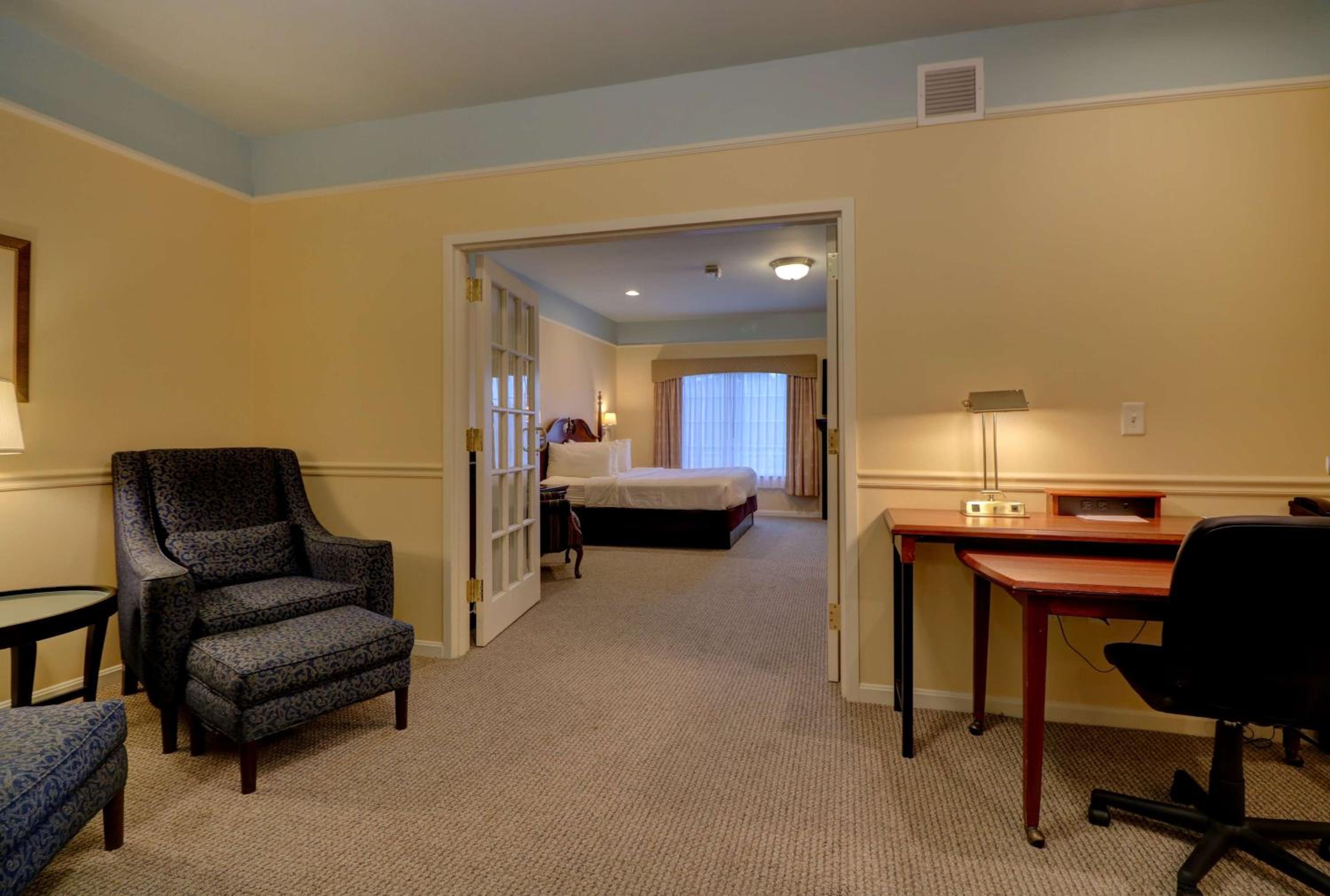 Spa Suite 1 King 