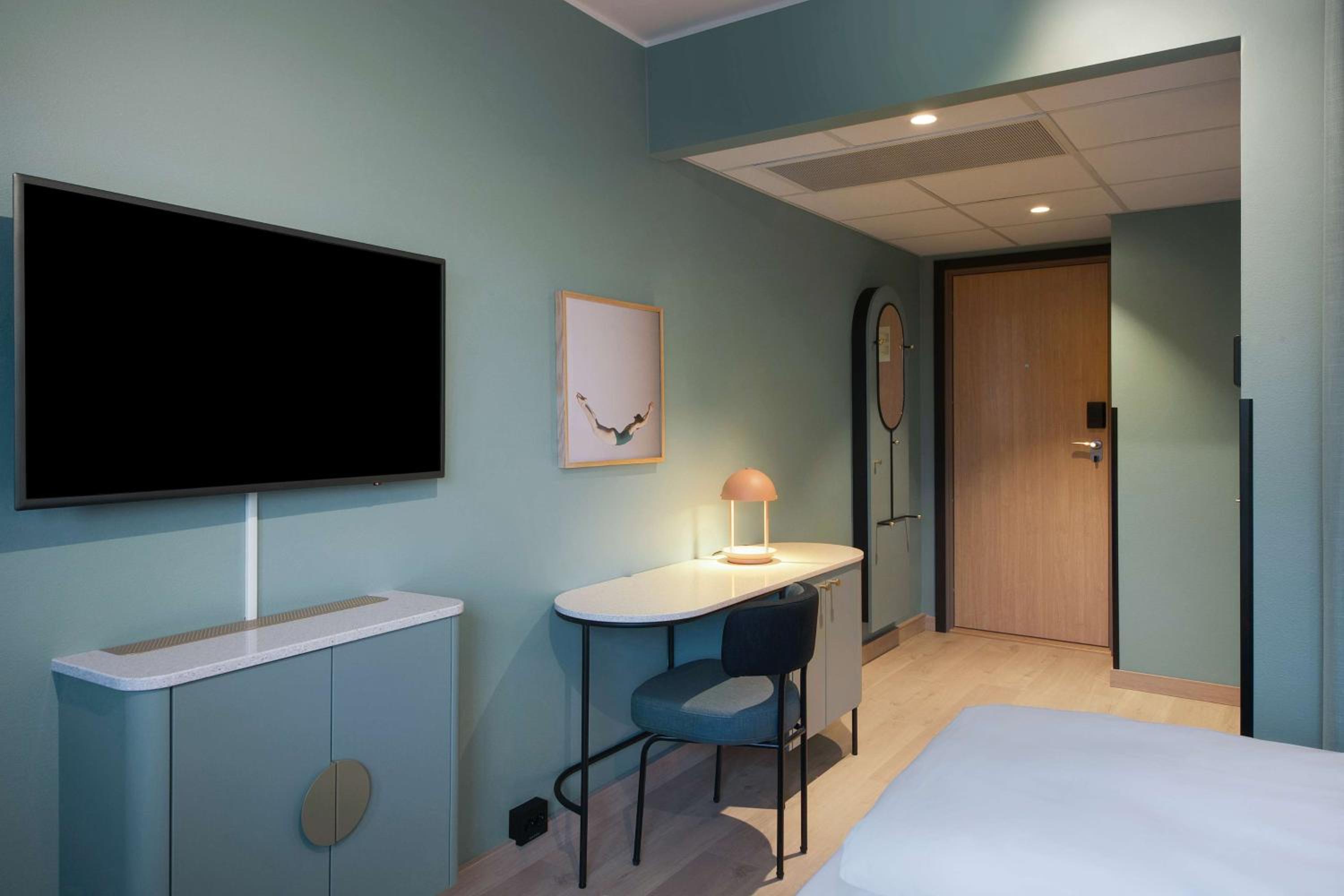 Standard Family Room