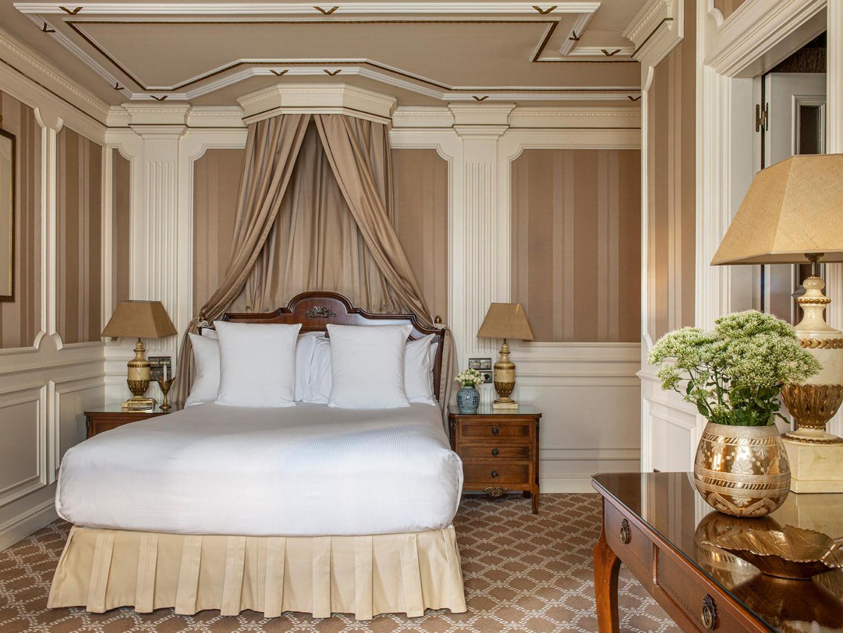 Premier Room