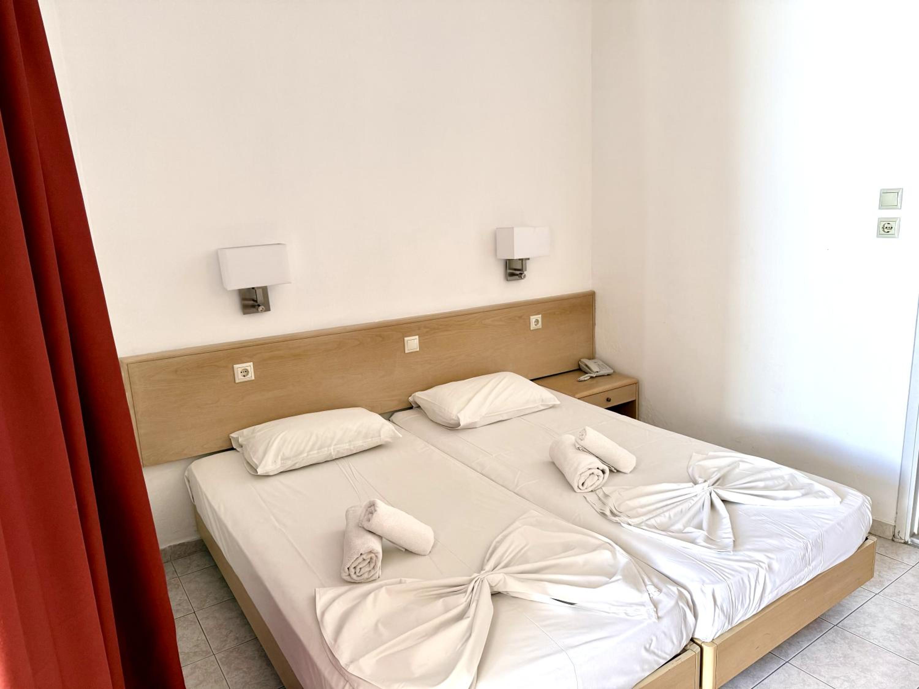 Superior Room with City and Sea View