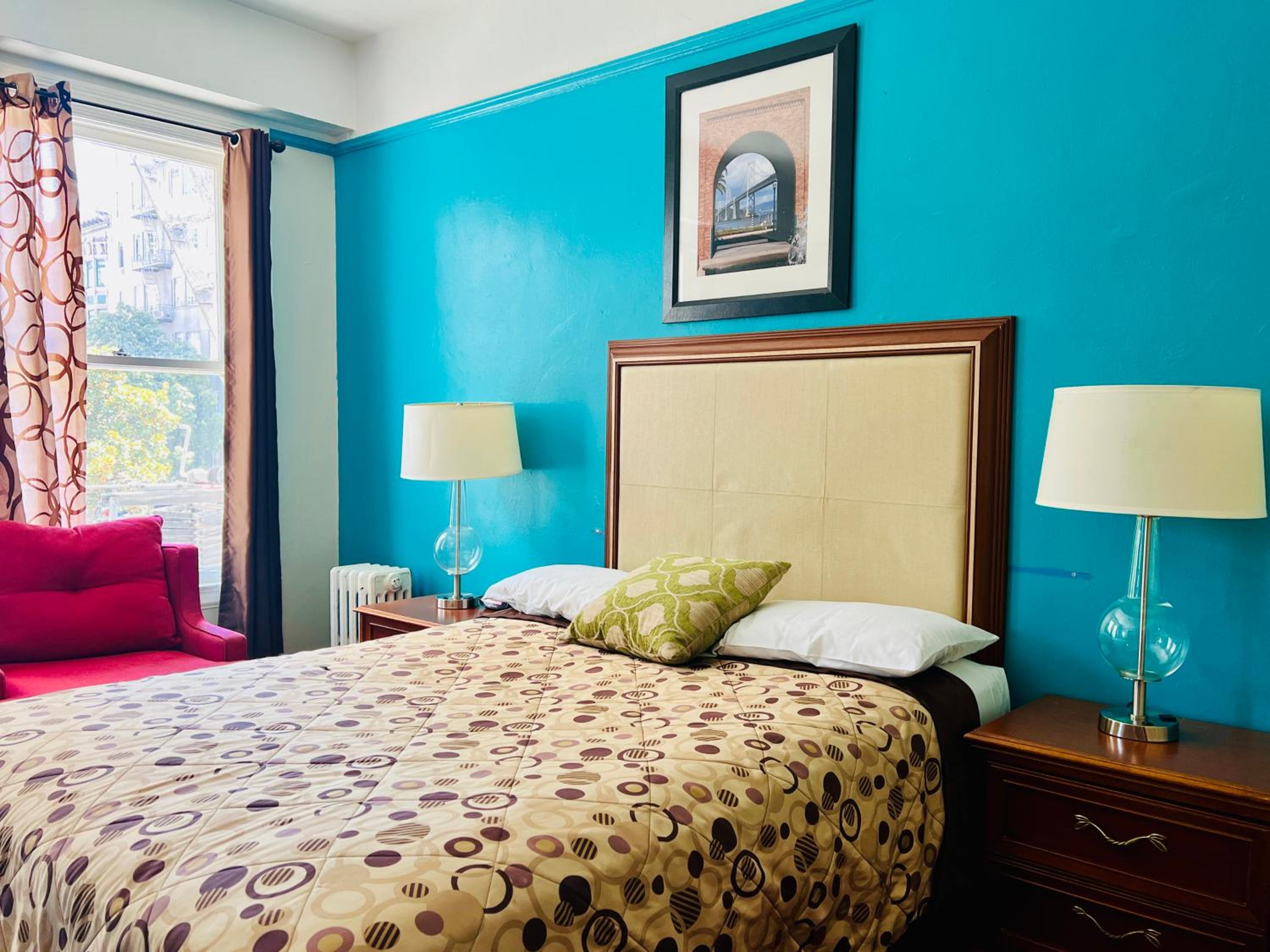 Queen Room with Private Bathroom