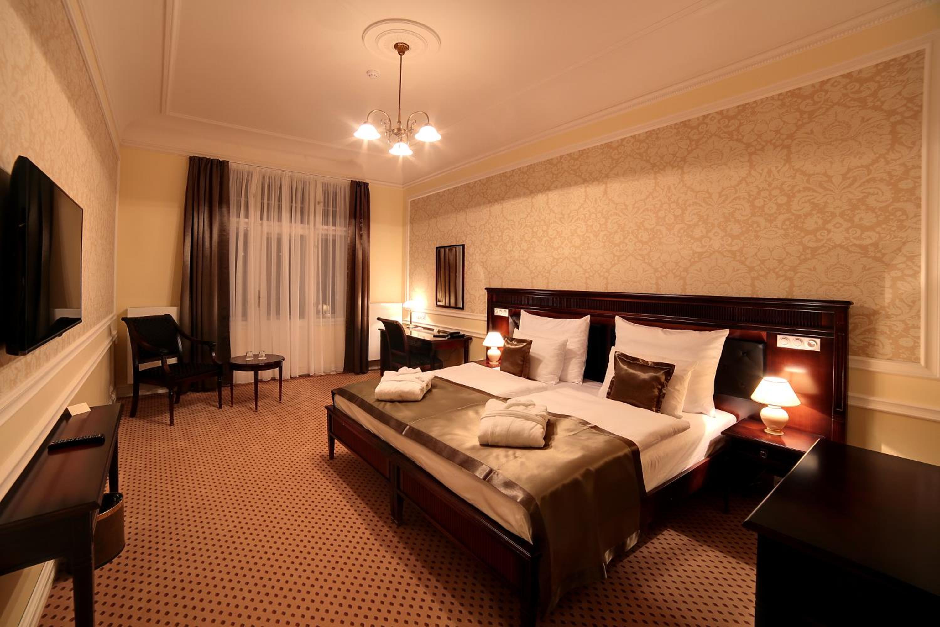 Deluxe Double Room with Wellness Access