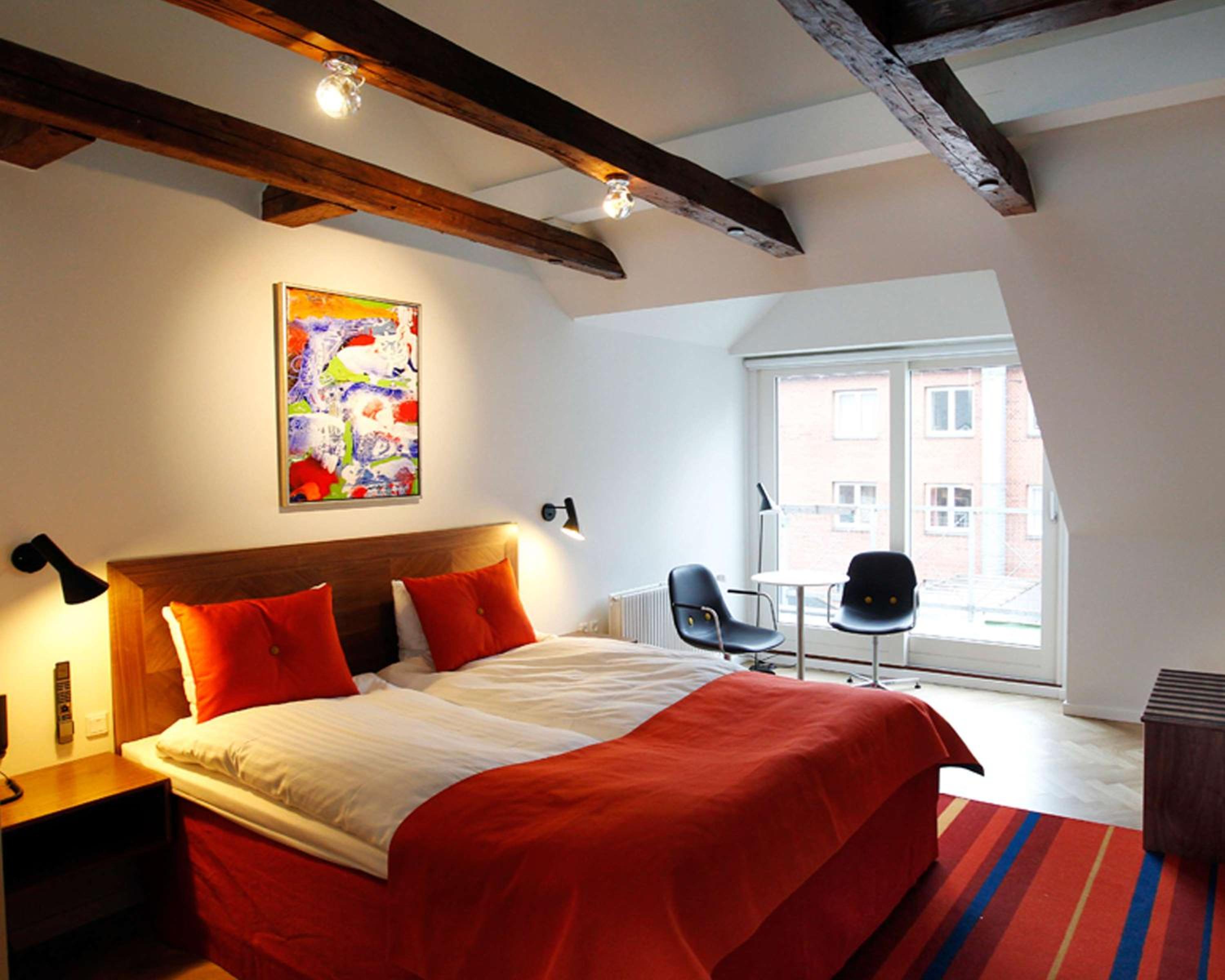 King Suite with Sofa Bed - Non-Smoking