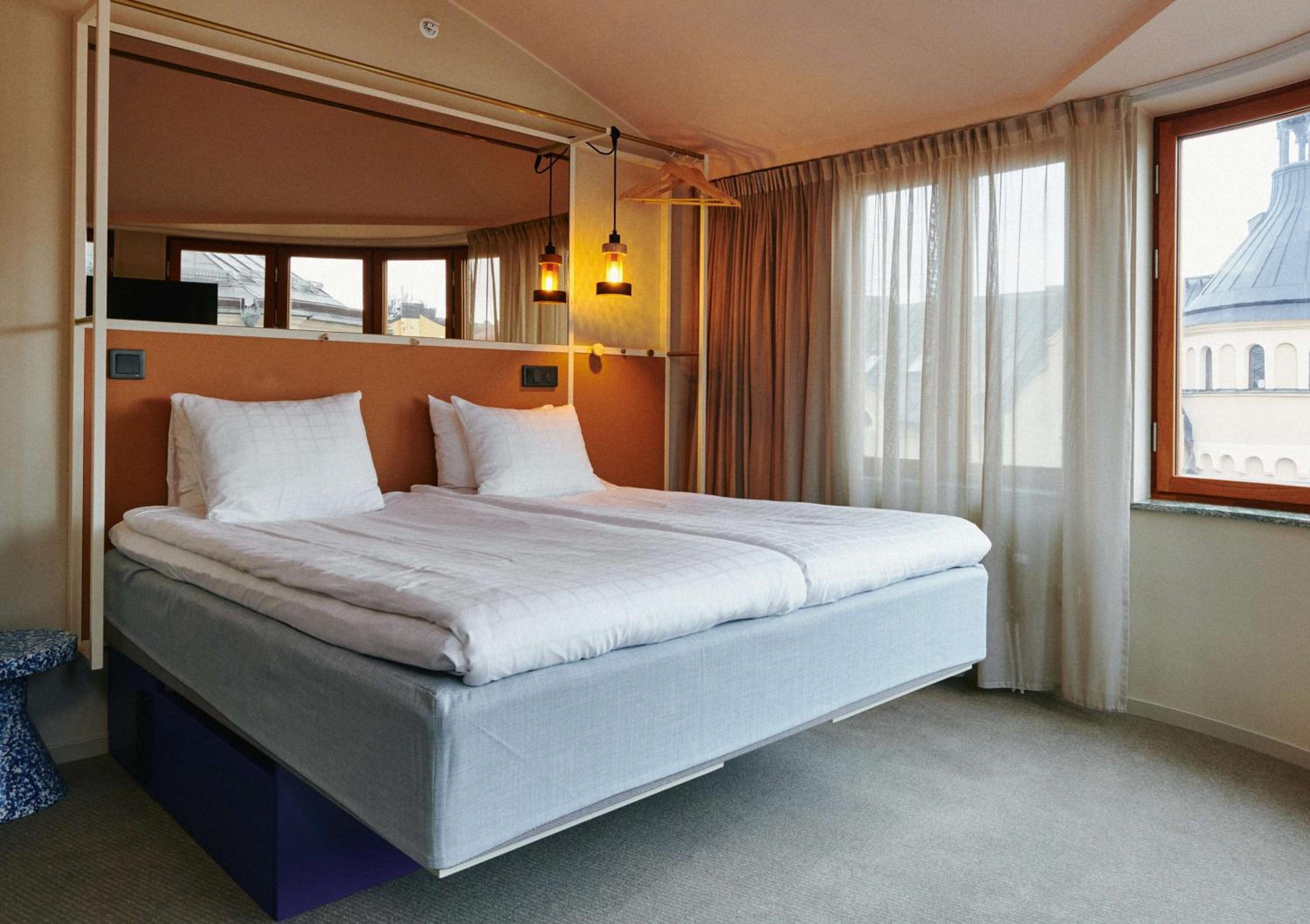 Queen Room with Bunk Bed