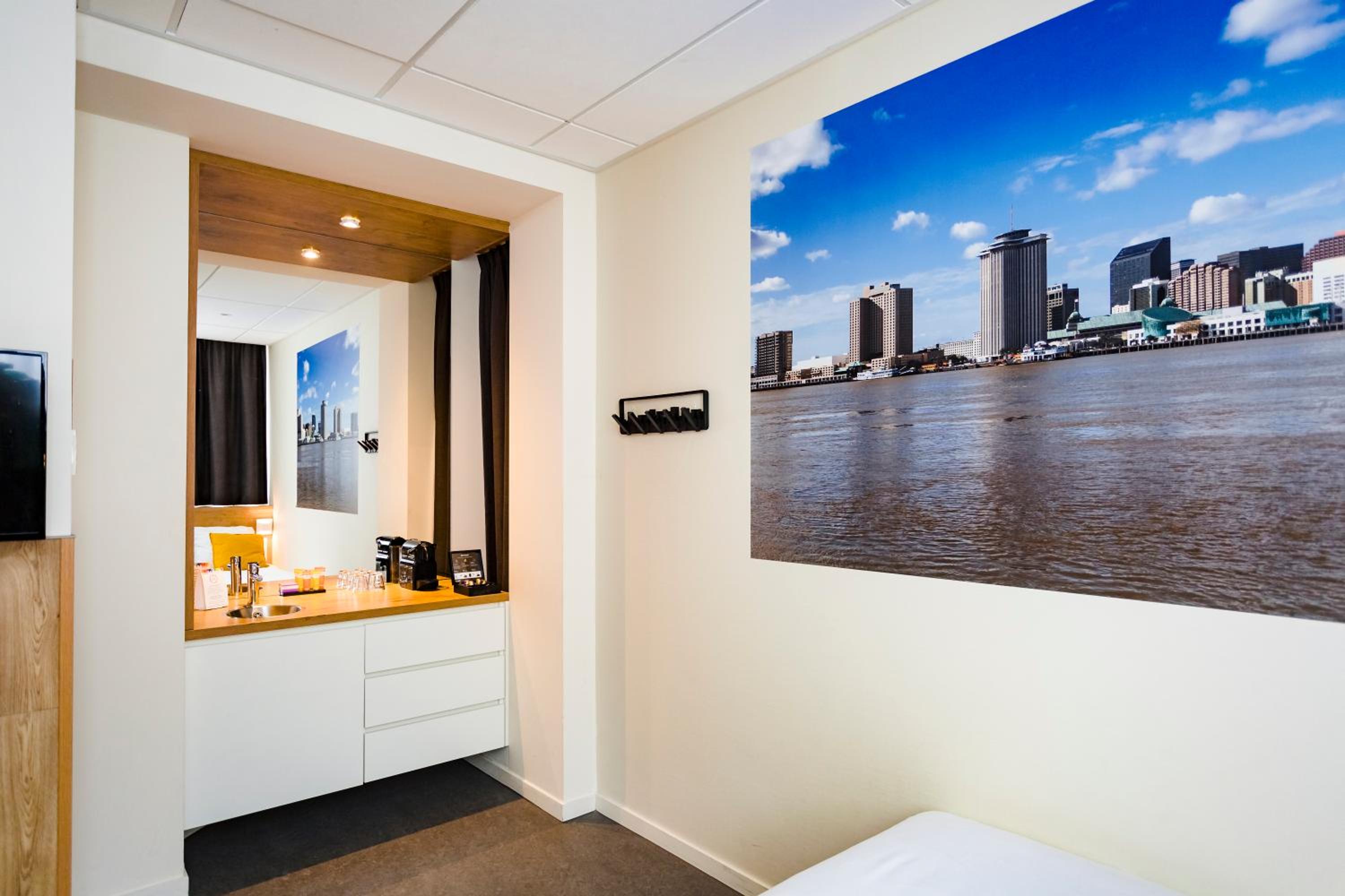 Small Triple Room (including free parking)