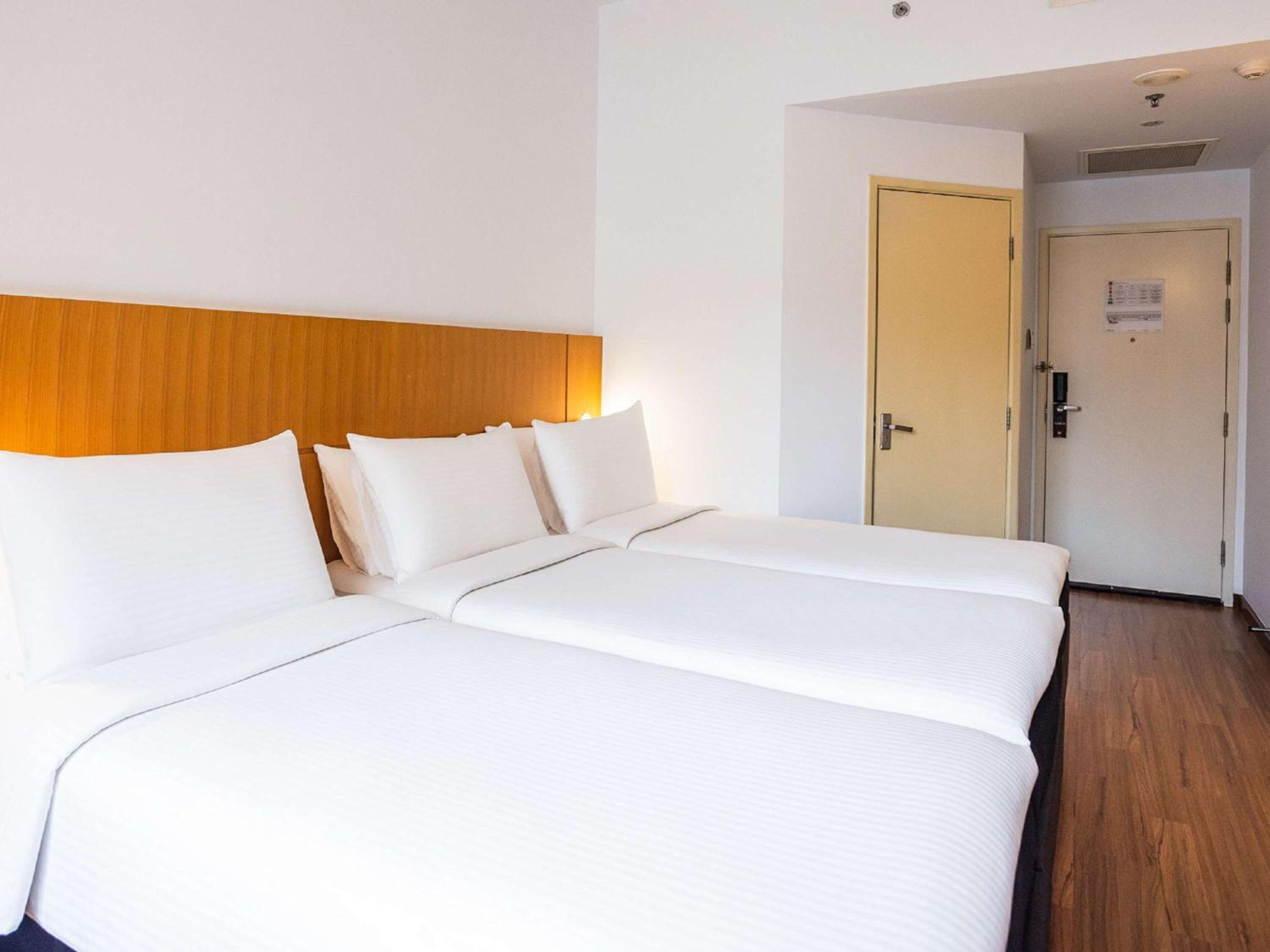 Superior Triple Room, 3 Single Beds