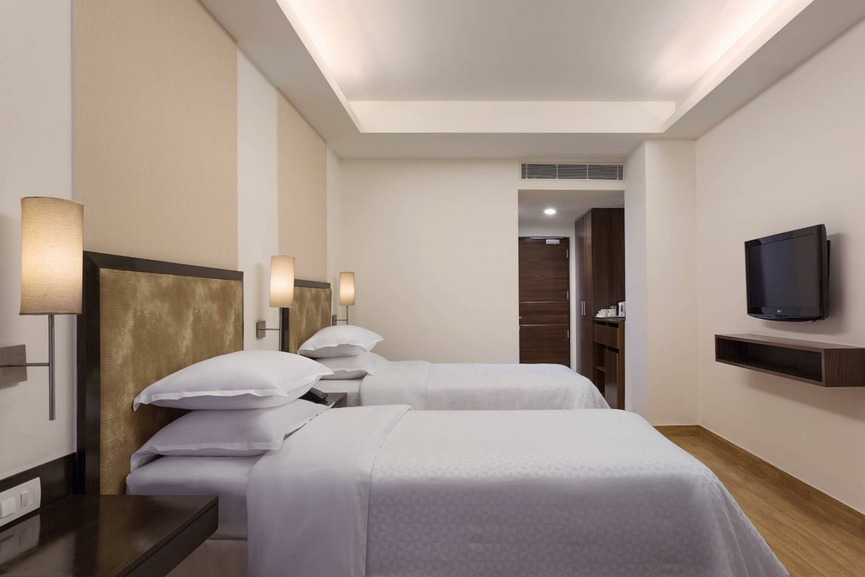 Traditional Twin Room
