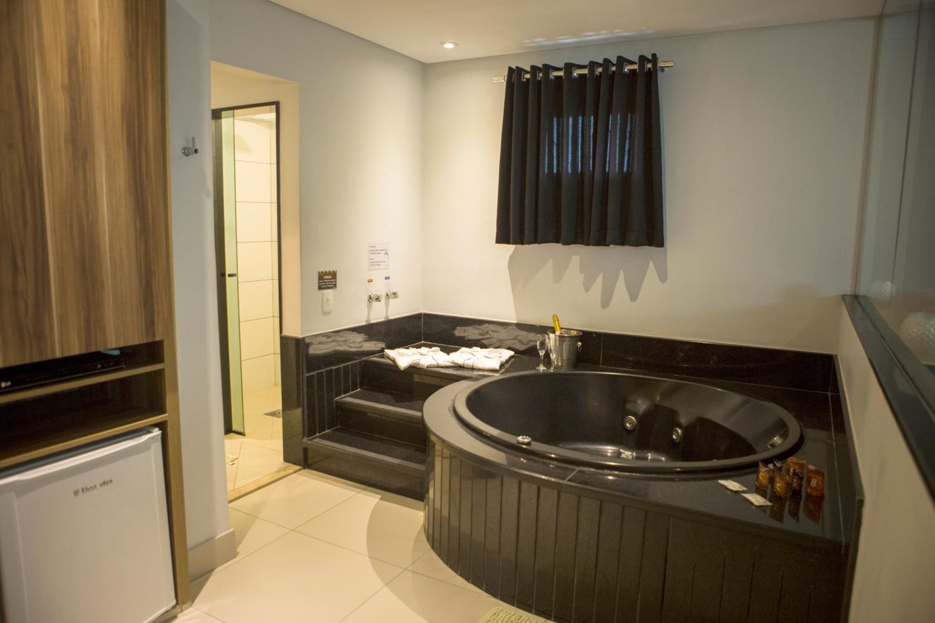 Deluxe Double Room with Hot Tub