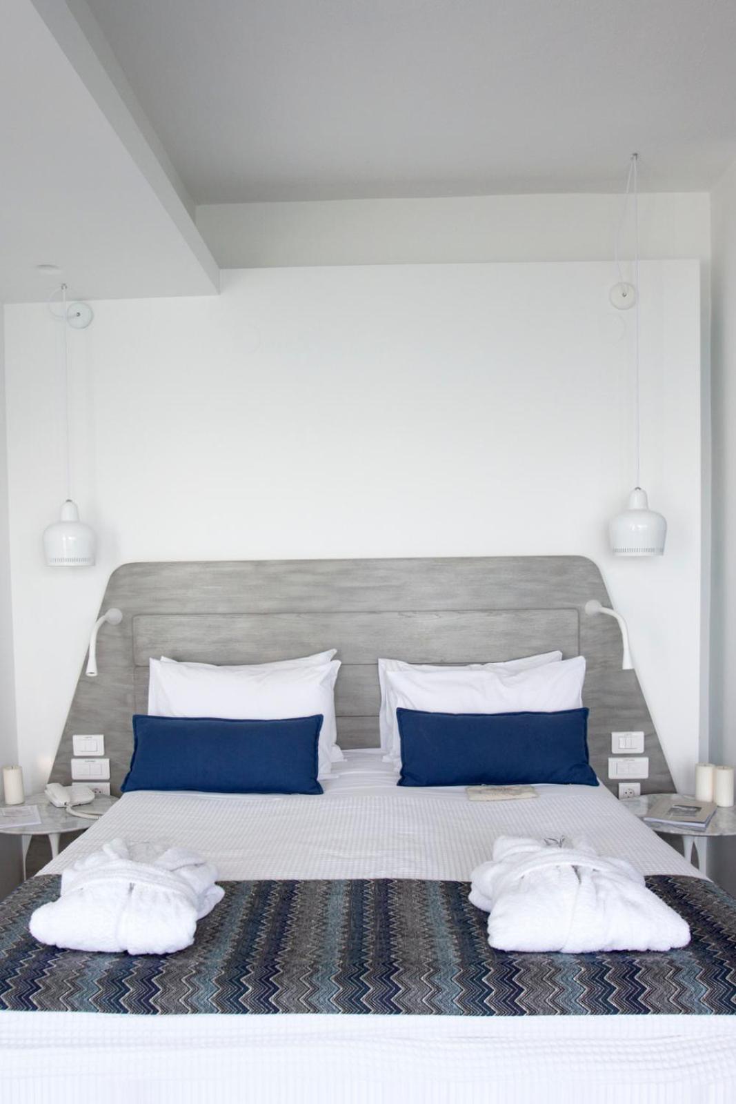 Aeolus Coco-Mat Suite with Panoramic Sea View