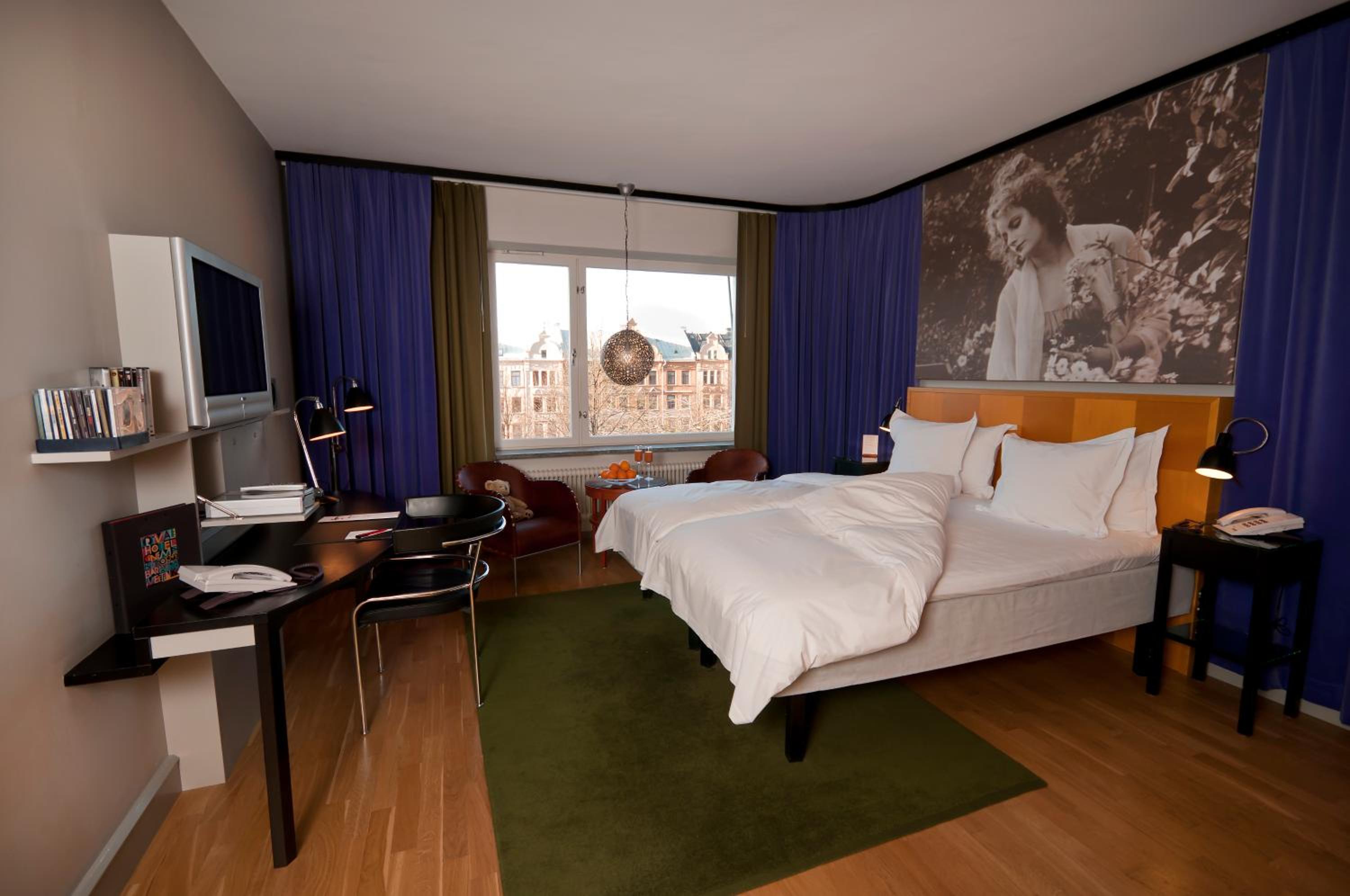 Deluxe Double or Twin Room