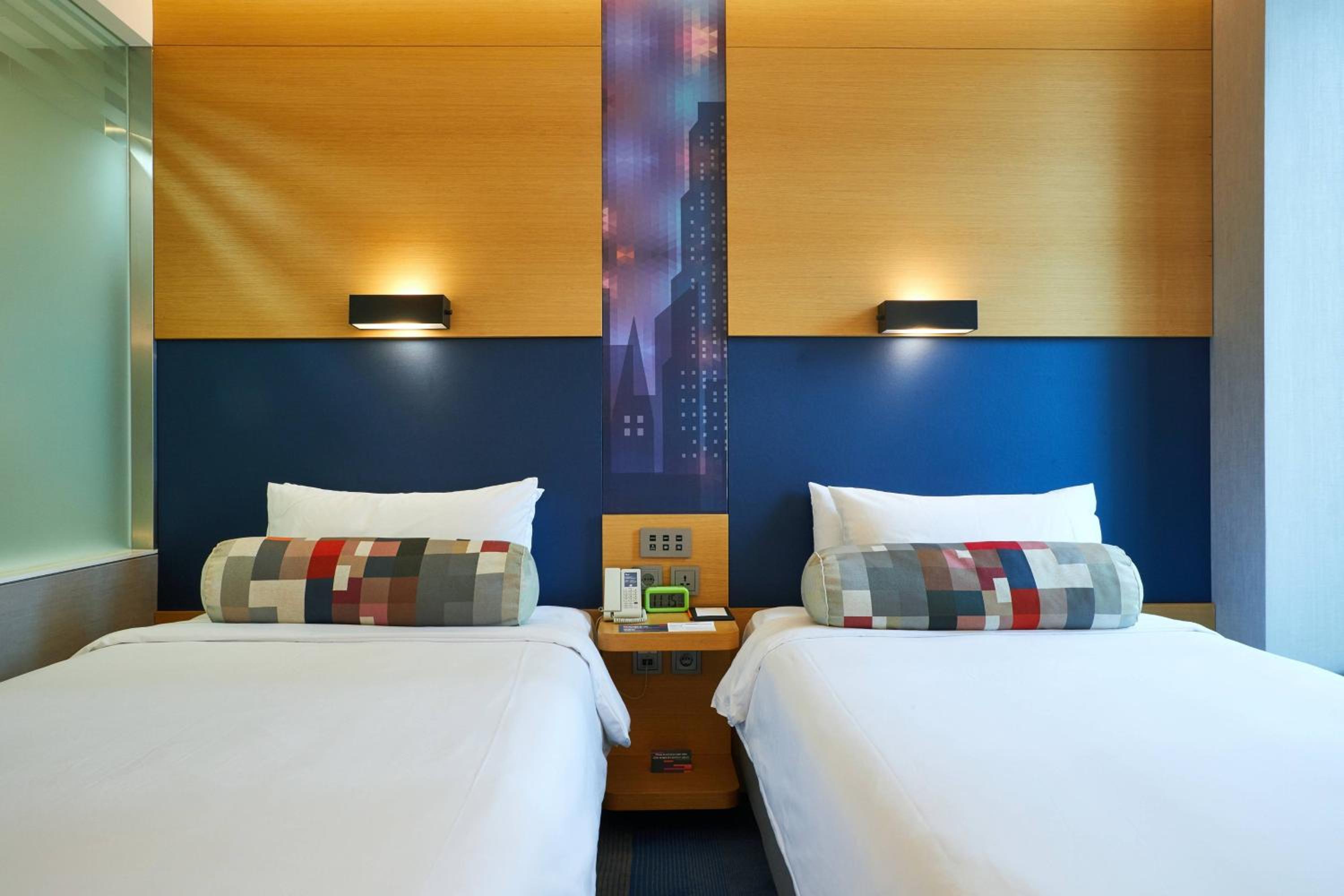 Aloft Urban, Guest room, 2 Twin/Single Bed(s), City view