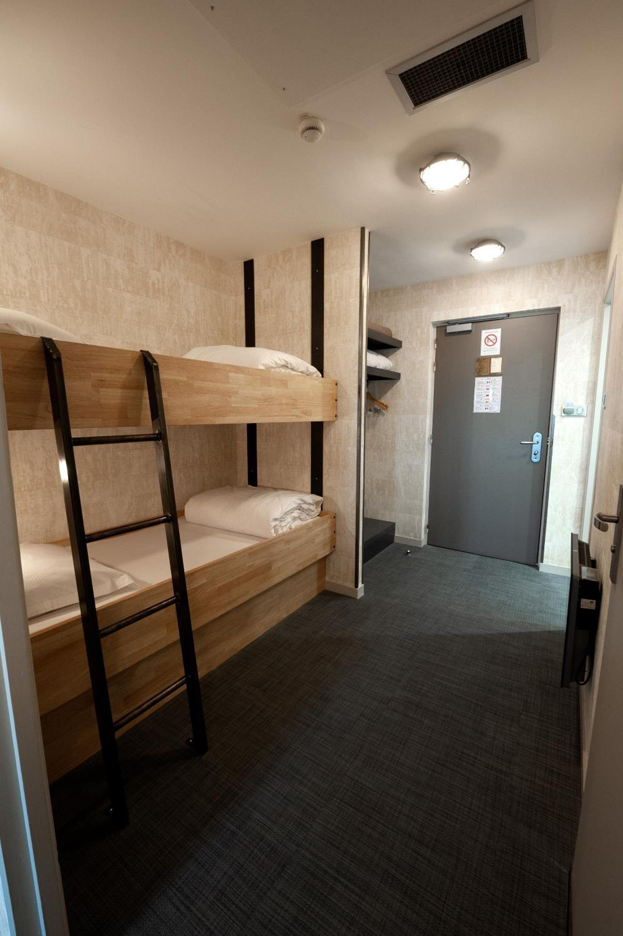 Elegance Family Room