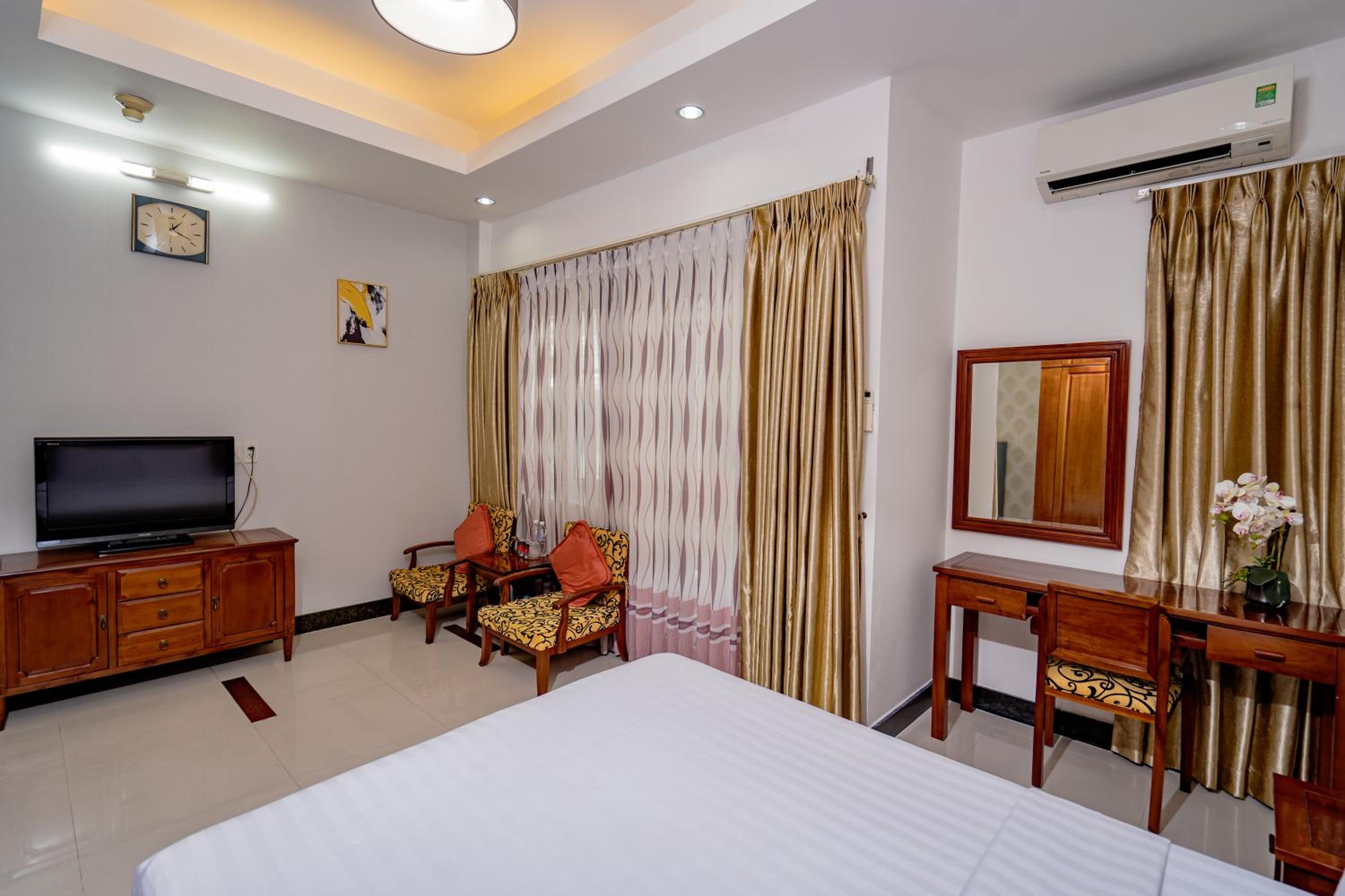Suite with Balcony