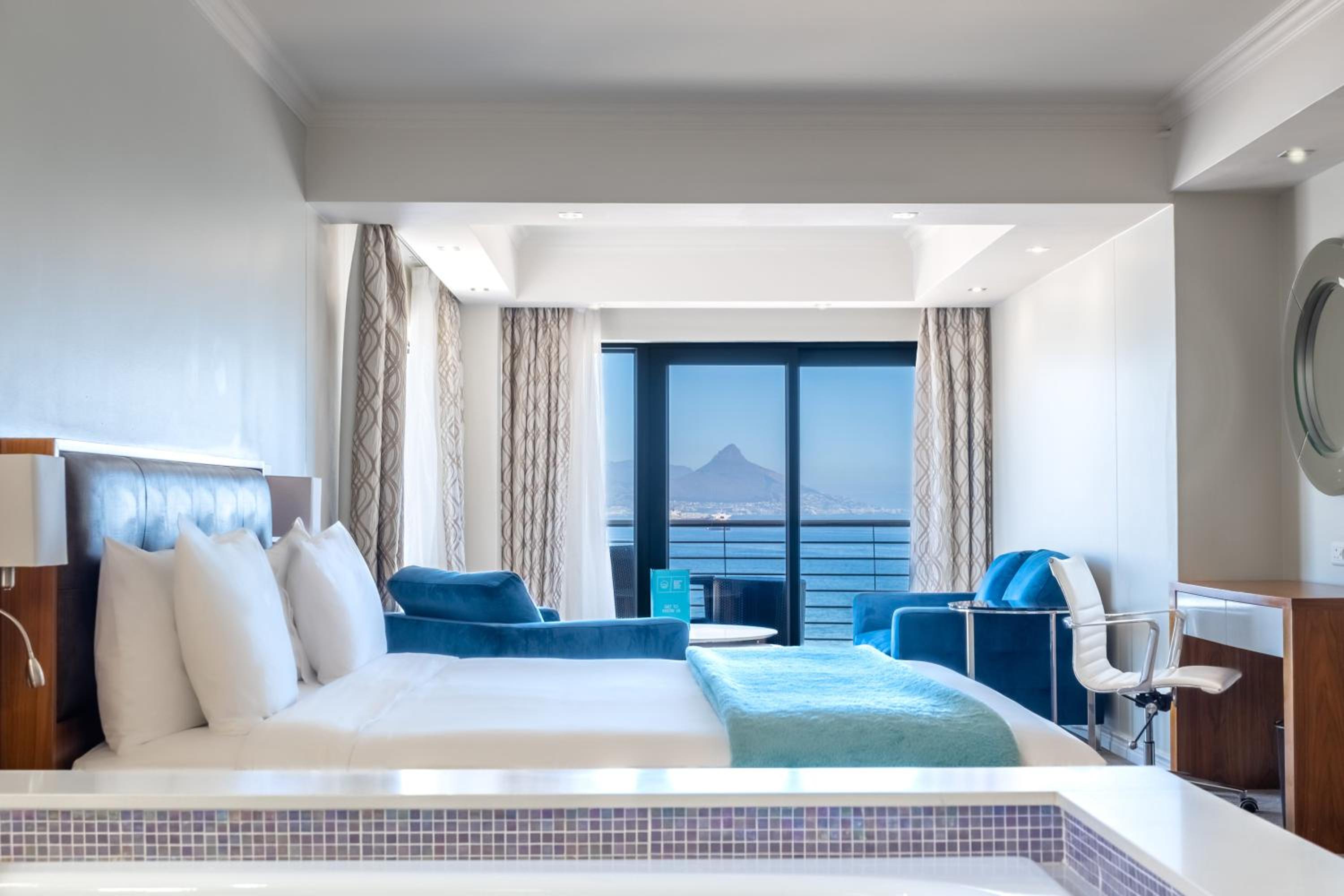 Junior Suite with Balcony