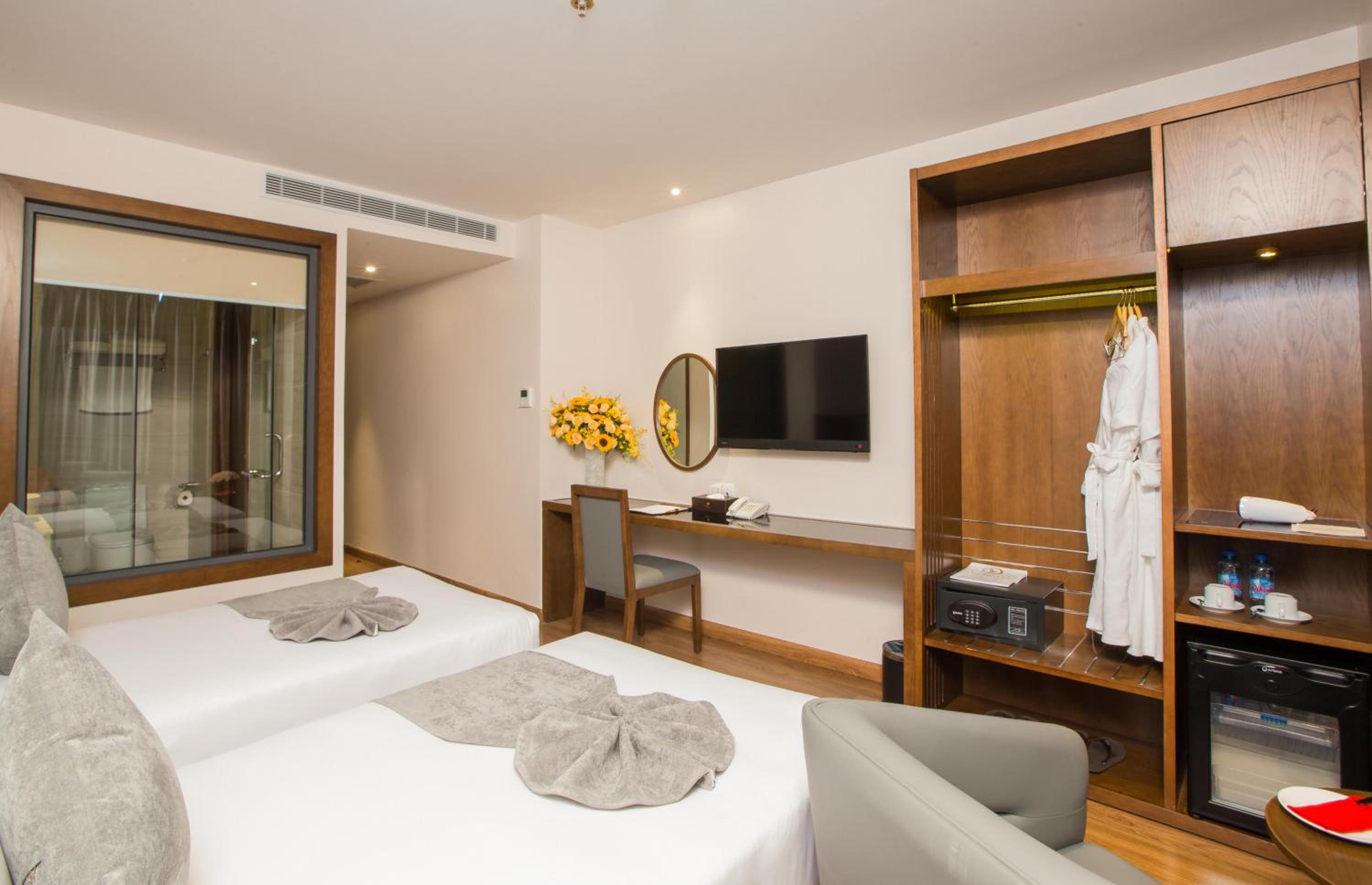 Superior Double or Twin Room with City View