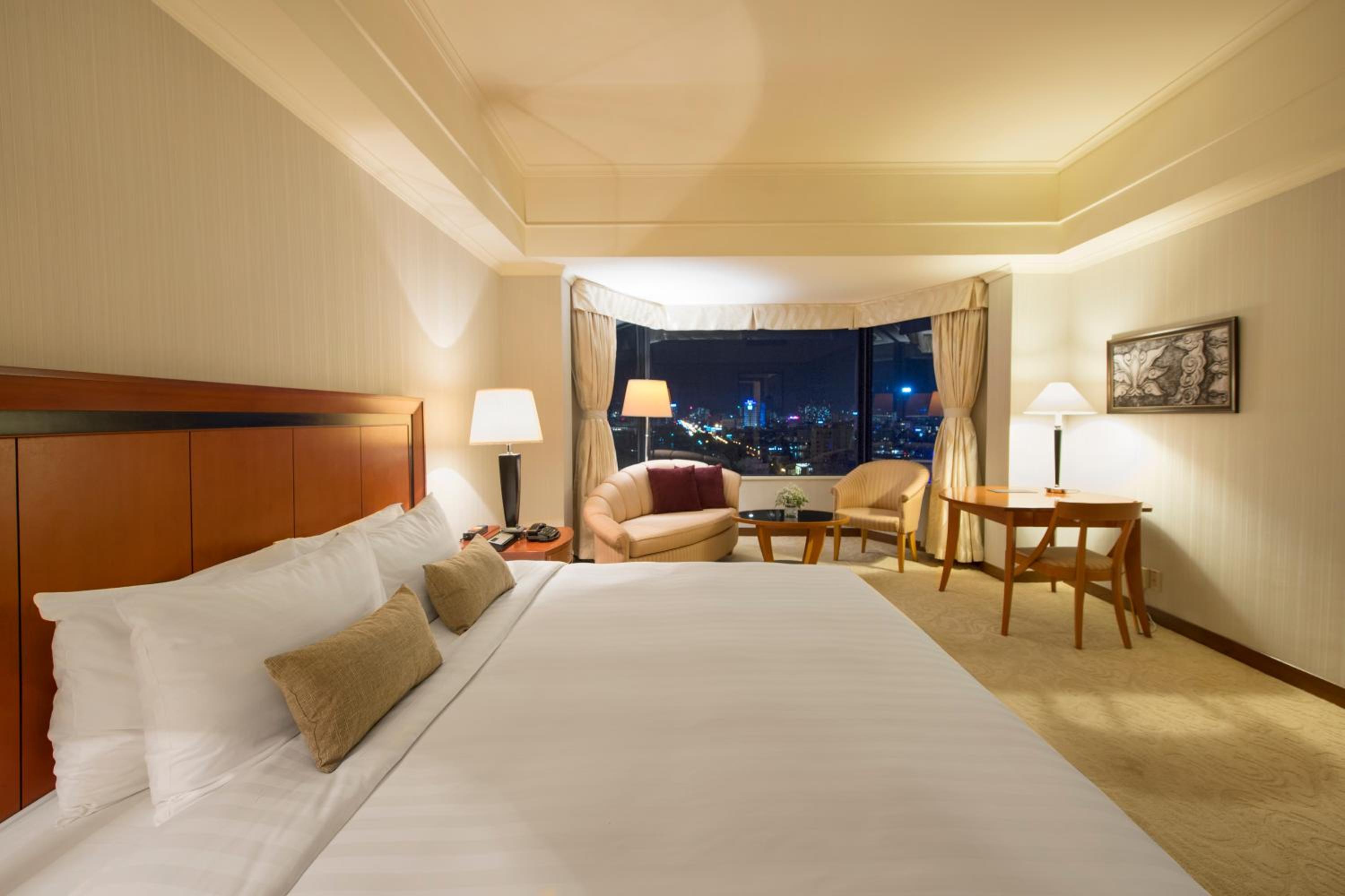 Deluxe King Bed Non Smoking