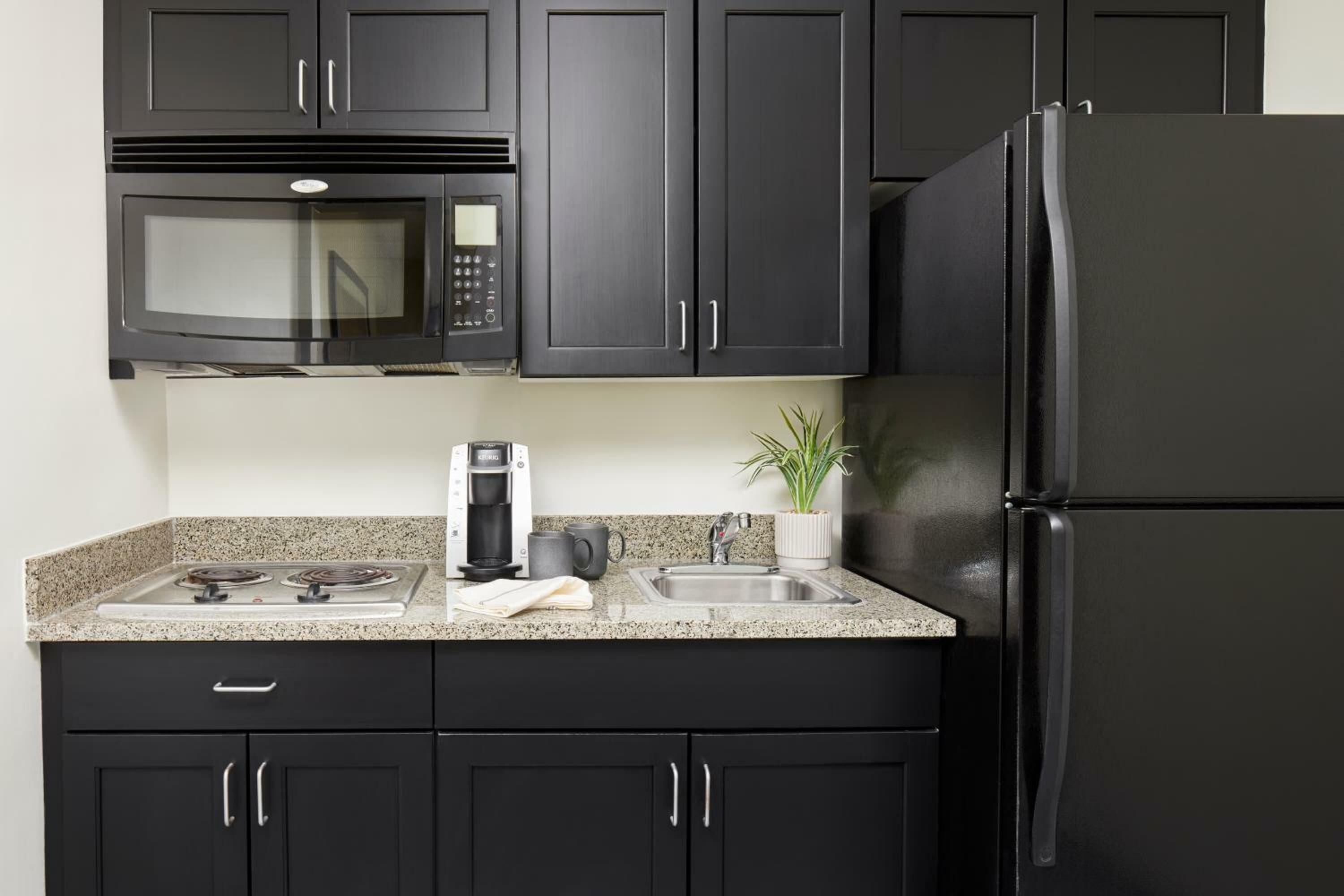 One Bedroom Suite Full Kitchen