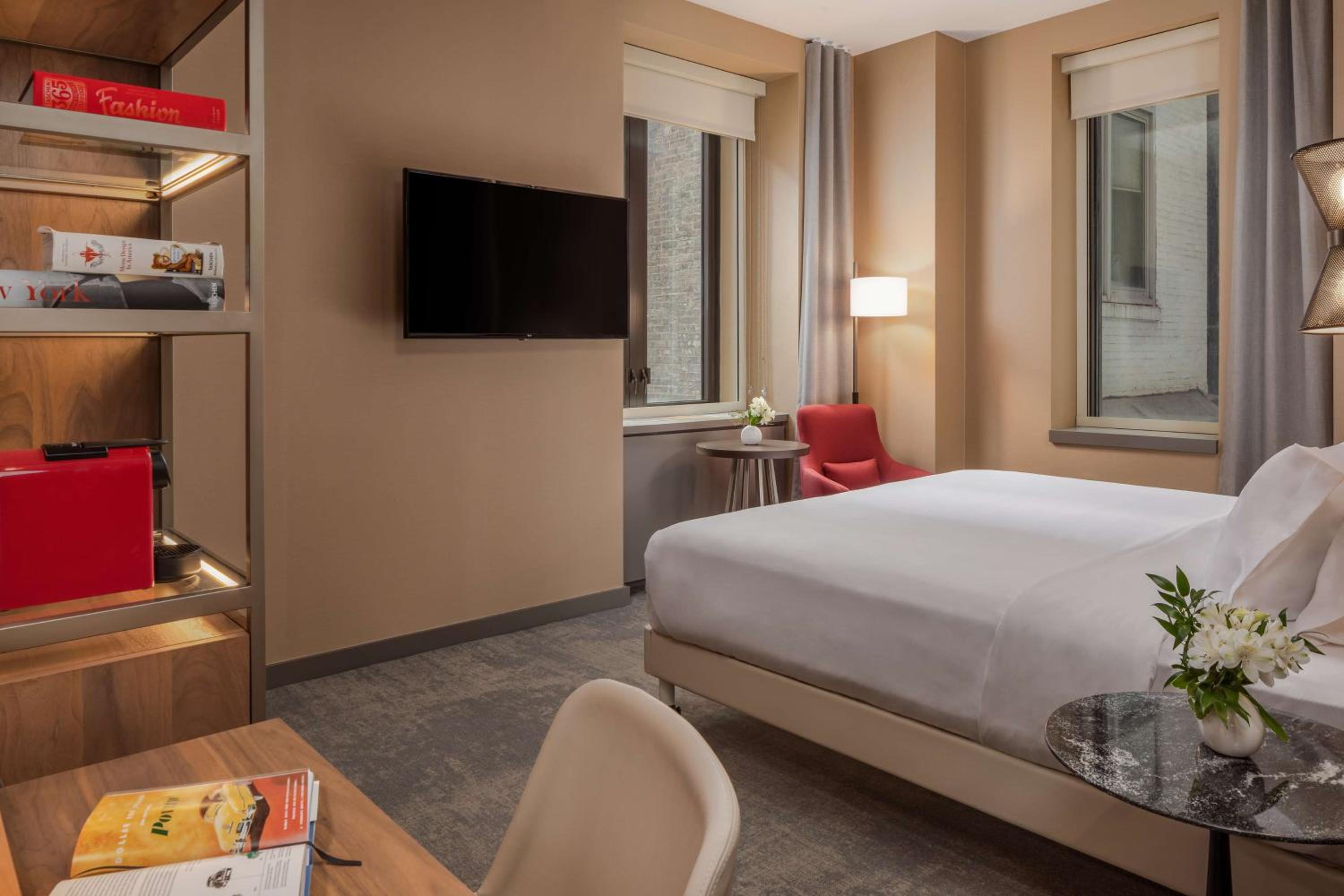 Premium King Room