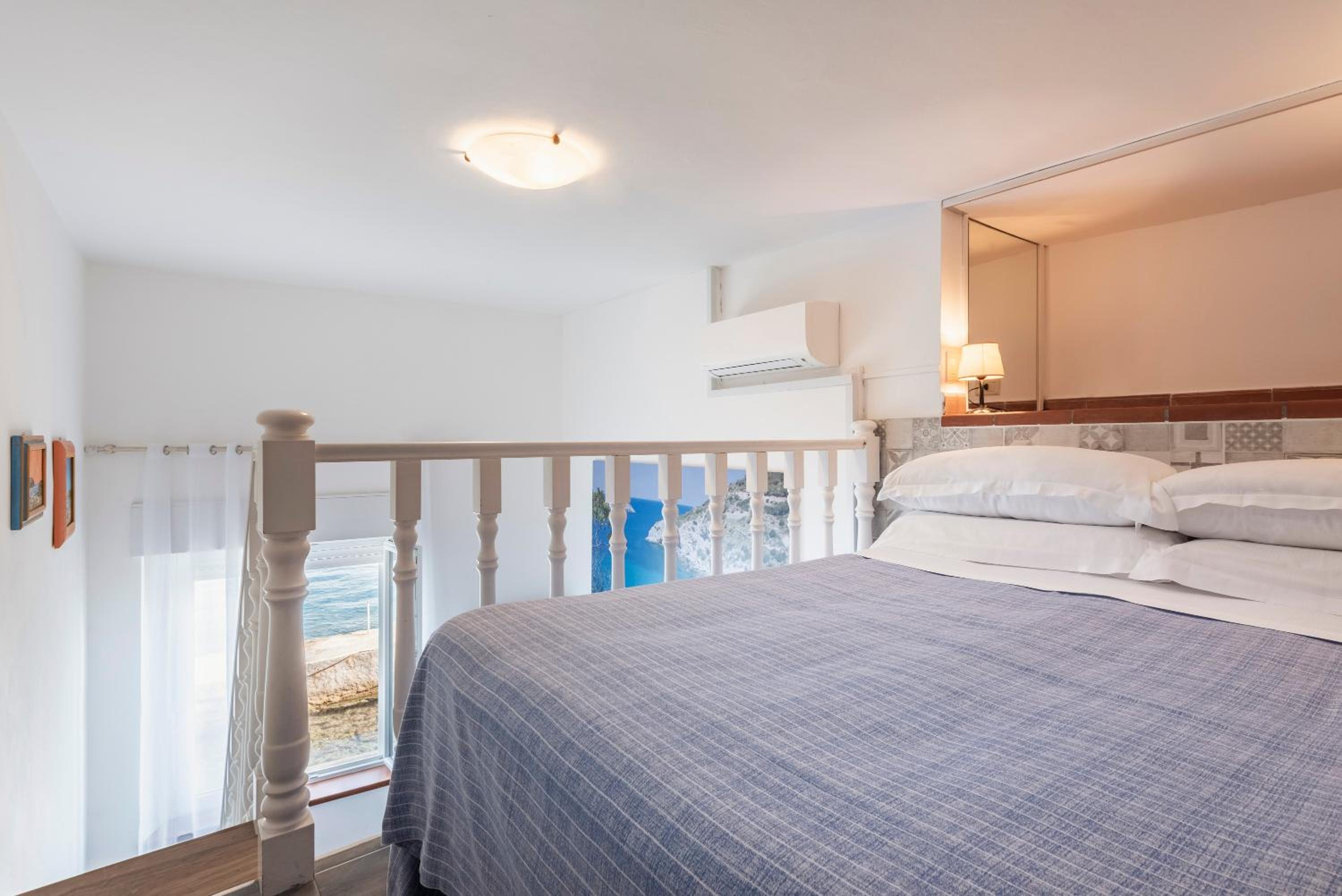 Quadruple Room with Sea View - Split Level