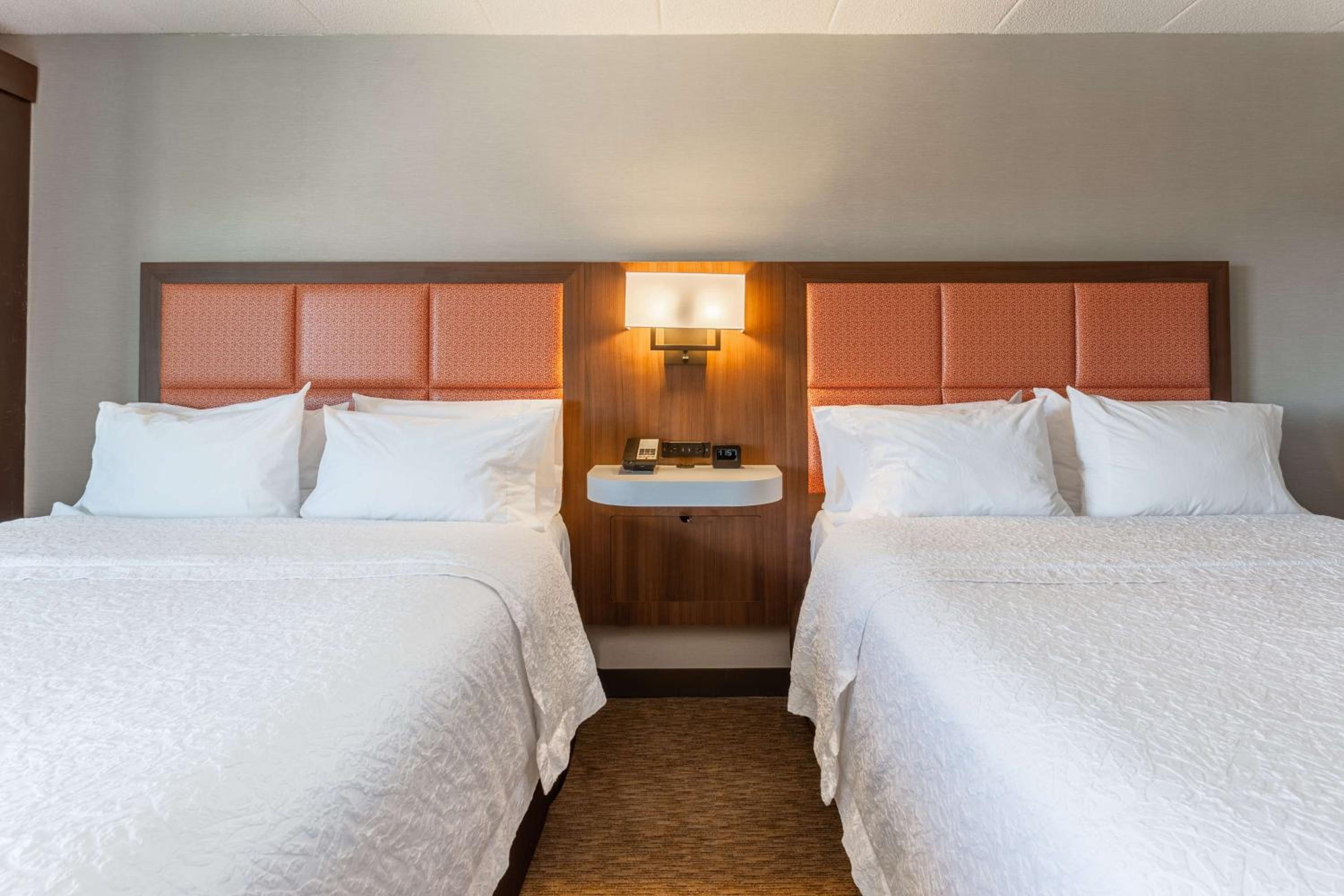 Room with Two Queen Beds - Non-Smoking