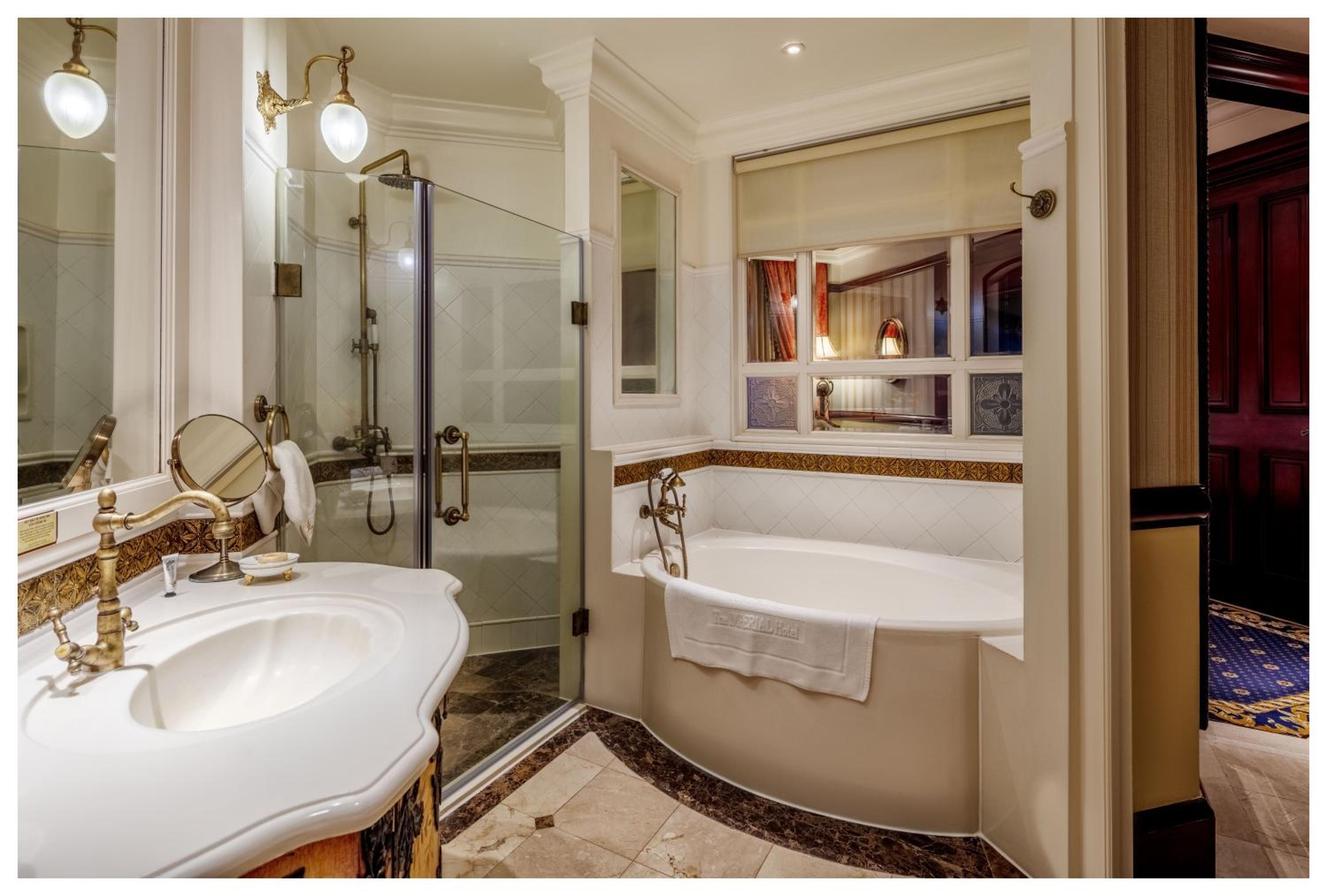 Heritage Deluxe Twin Room with Balcony