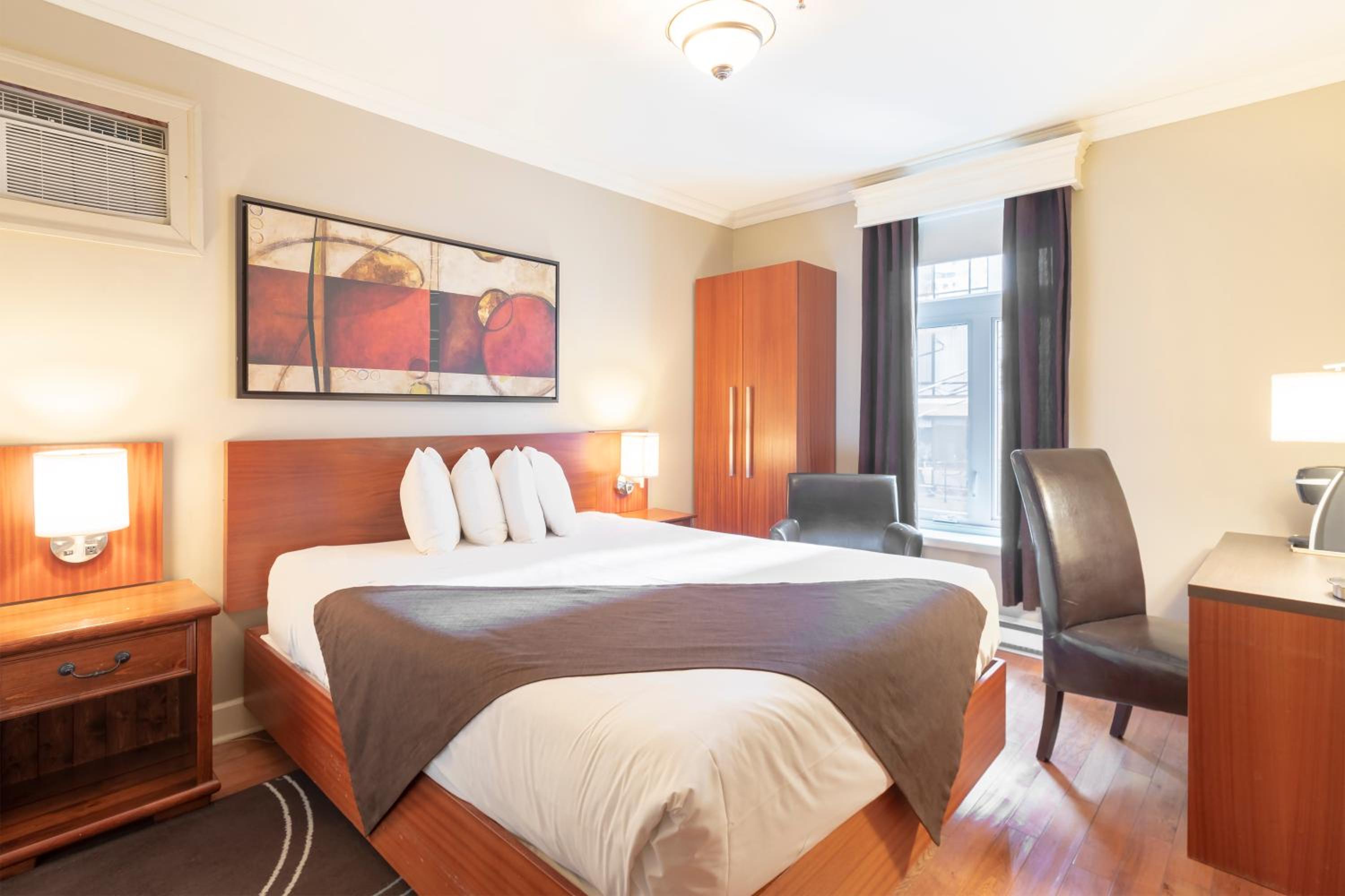 Double Room - Non-Smoking 