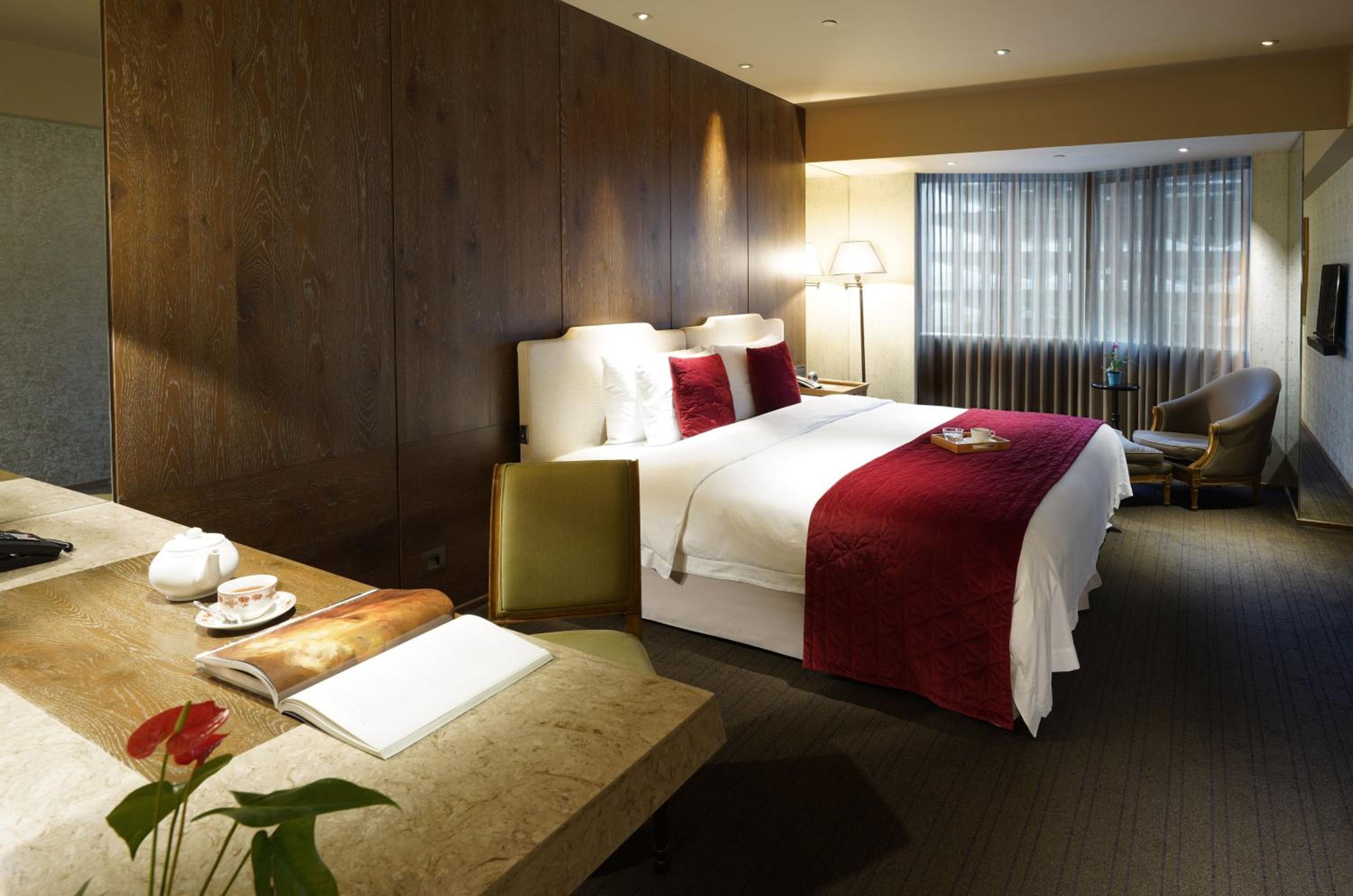 Executive King Room