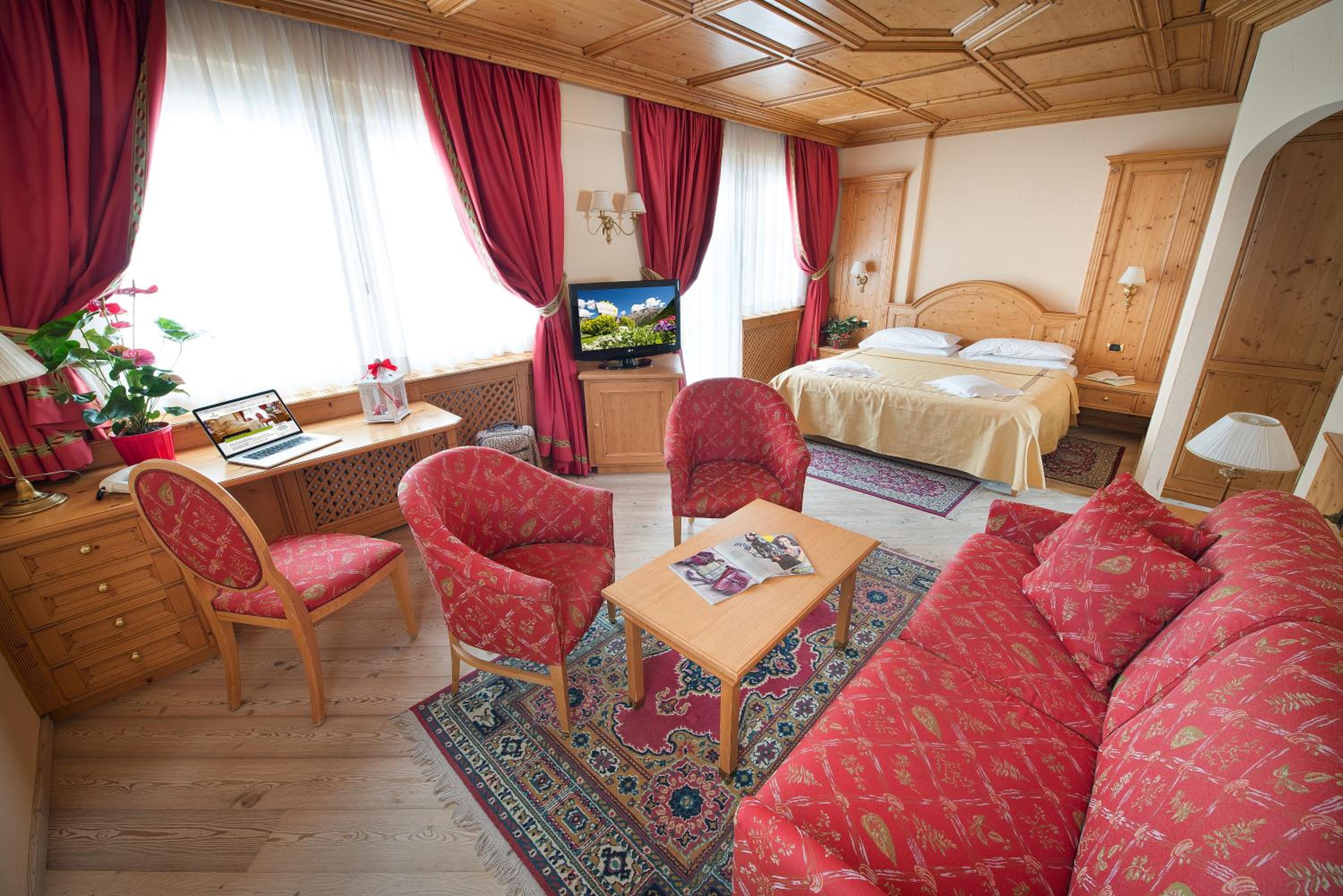 King Suite with Spa Bath