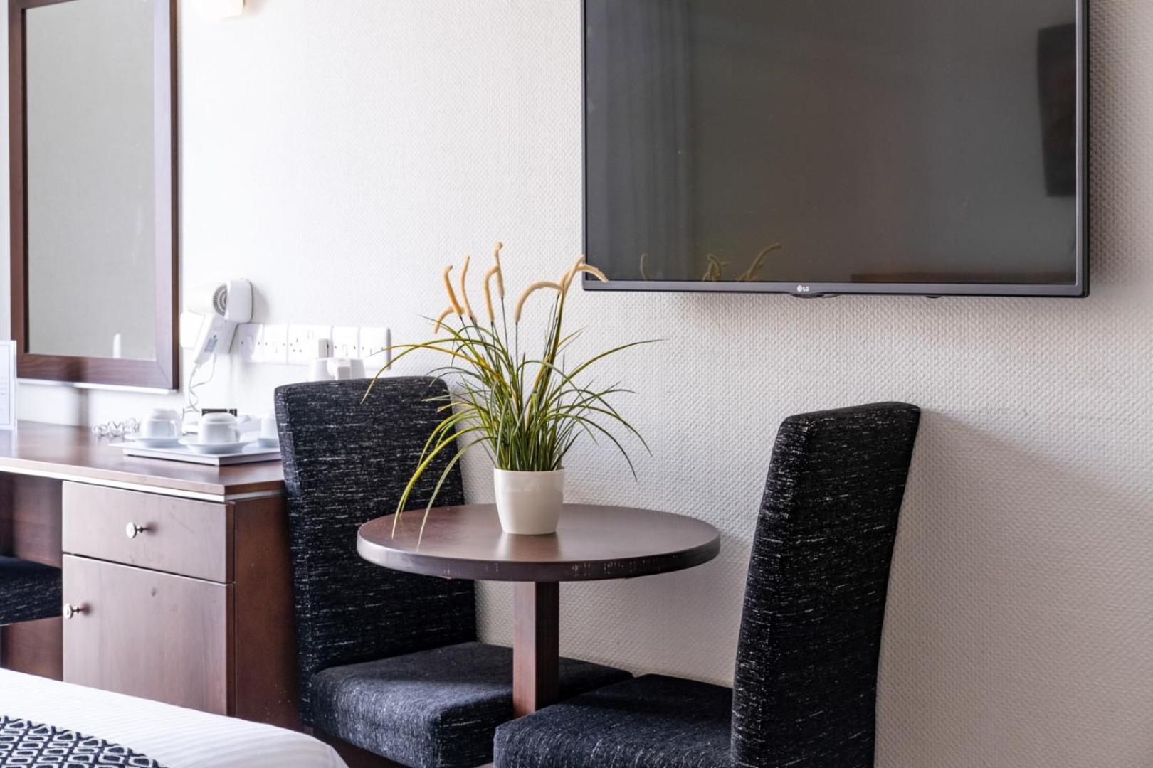 Twin Room - Disability Access