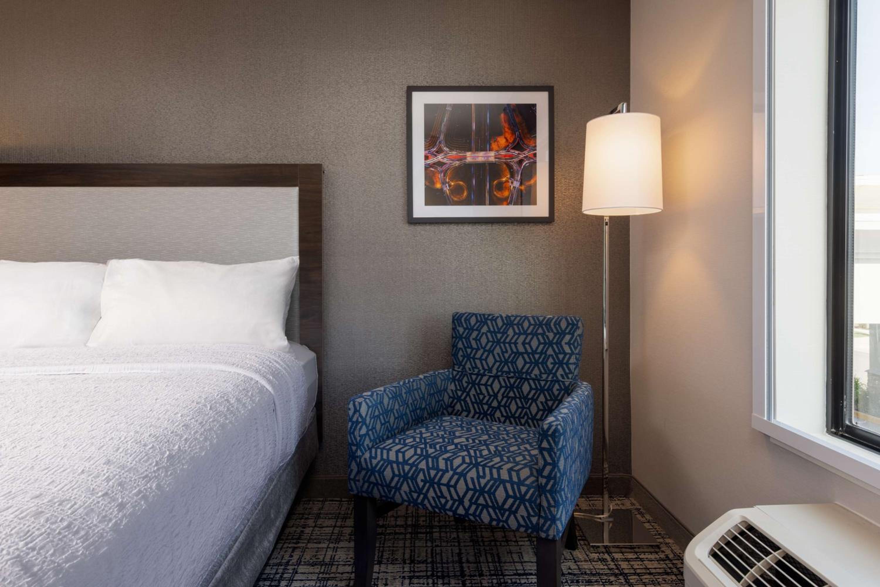 Room with Two Queen Beds - Non-Smoking