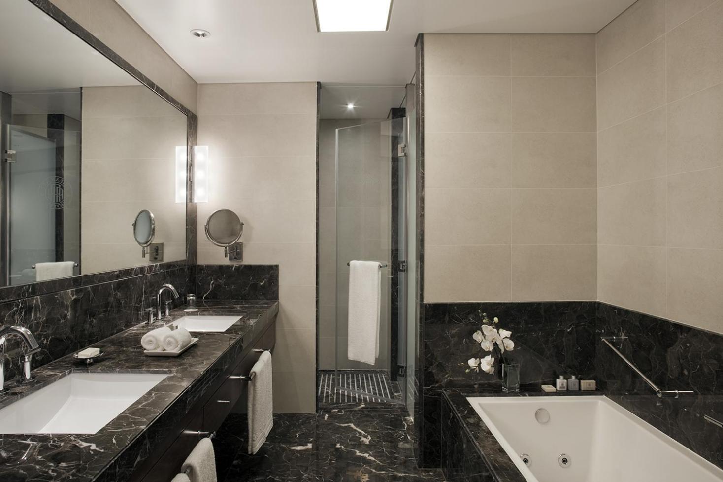 Suite with City View