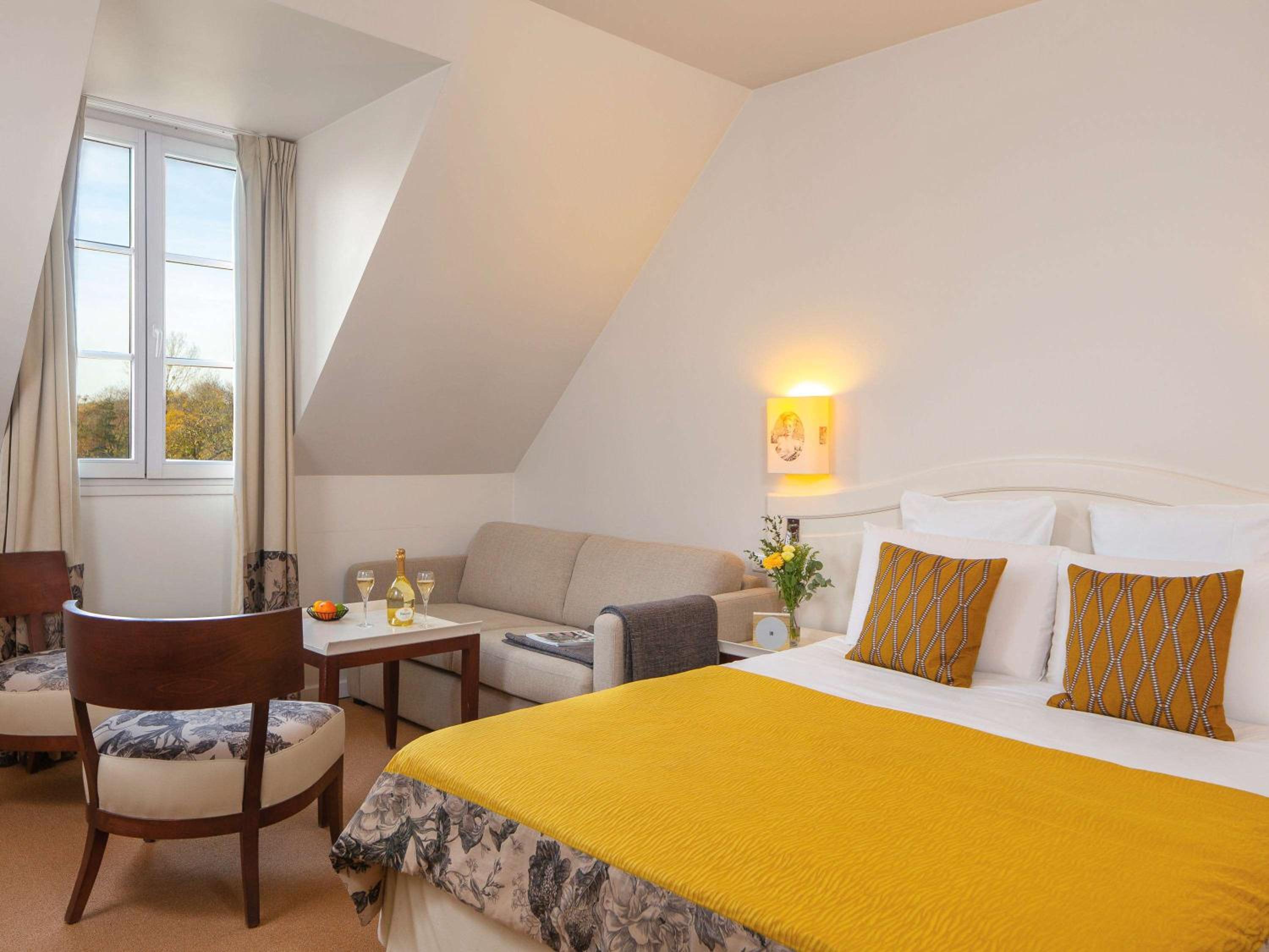 Junior Suite with One Double Bed and One Sofa Bed