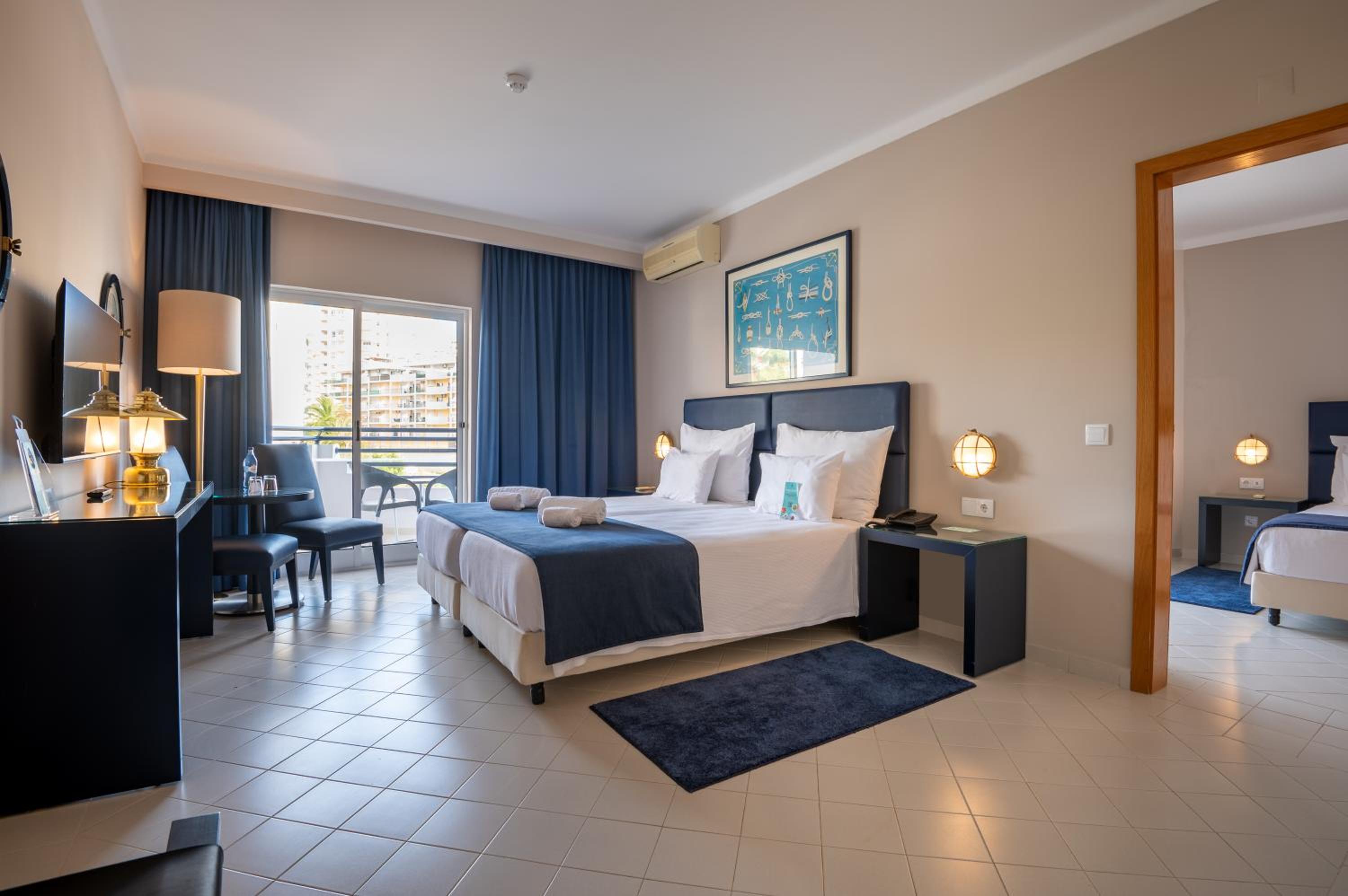 Junior Suite (2 Adults + 2 Children)