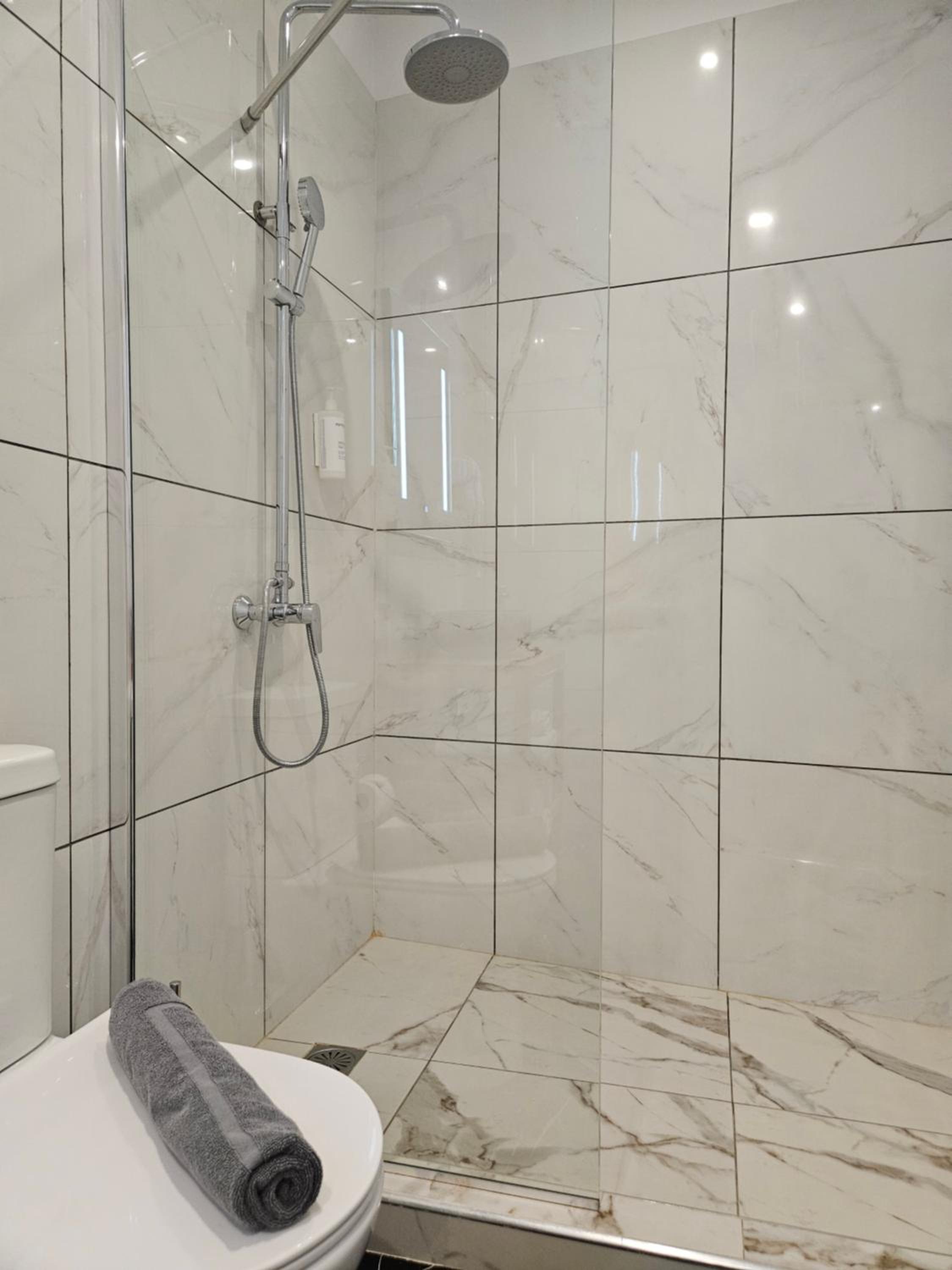 Junior Suite with Terrace & City View | High Floor